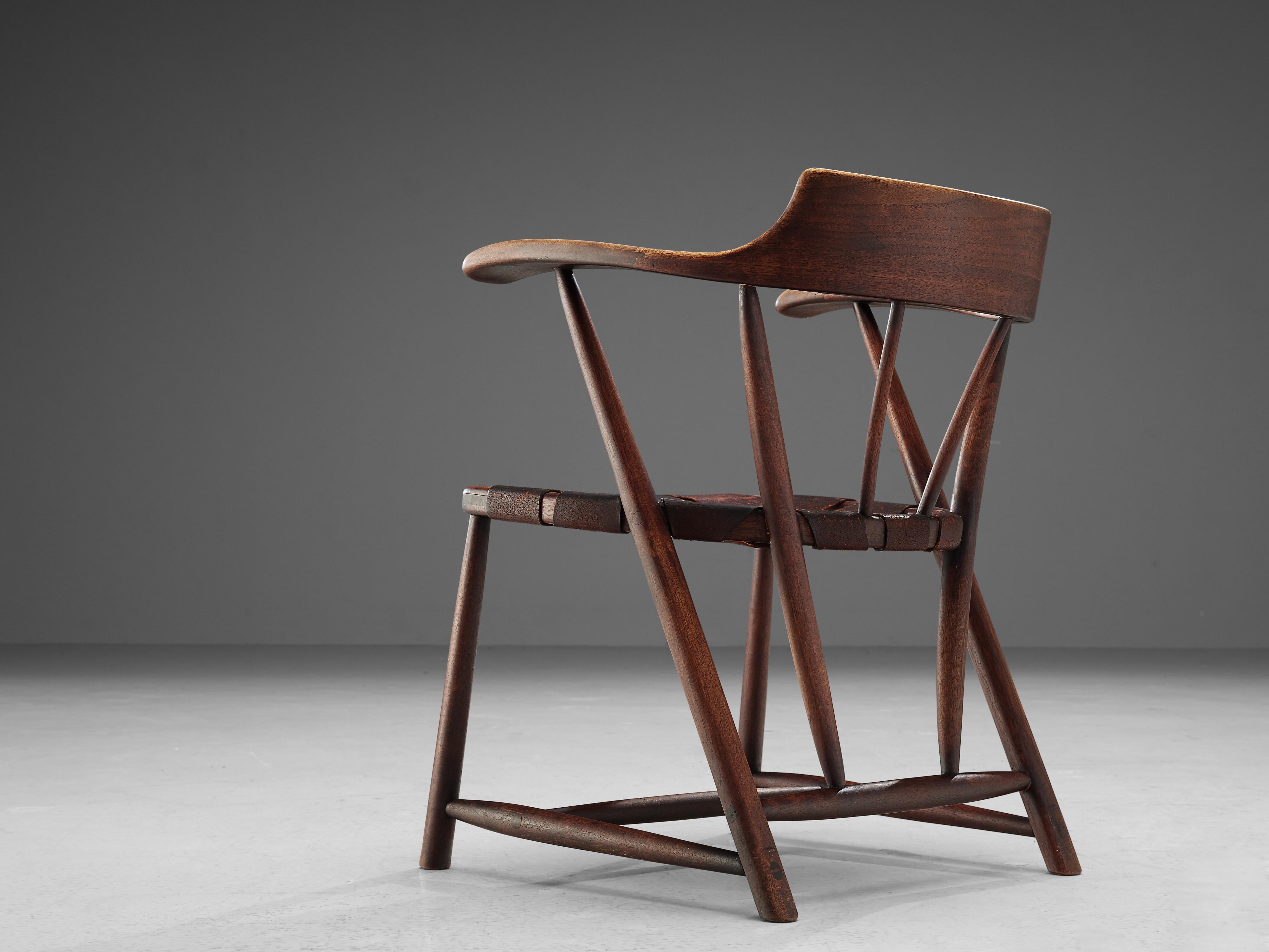 Early Wharton Esherick ‘Captain’s Chair’ in American Walnut and Brown Leather 3