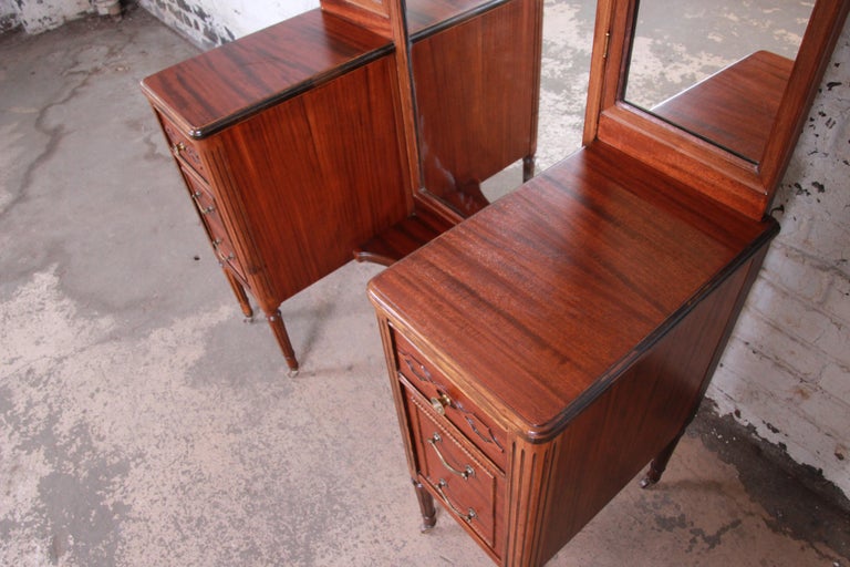 Early Widdicomb Mahogany Vanity Dresser With Tri Fold Mirror