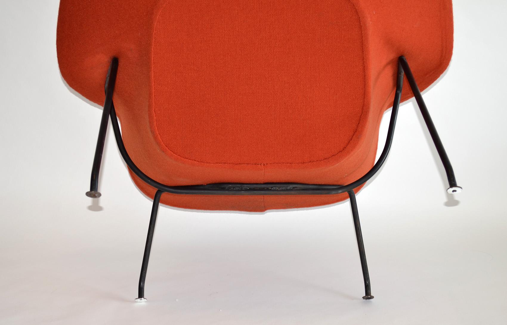 Mid-Century Modern Early Womb Chair and Ottoman by Eero Saarinen for Knoll, c. 1952
