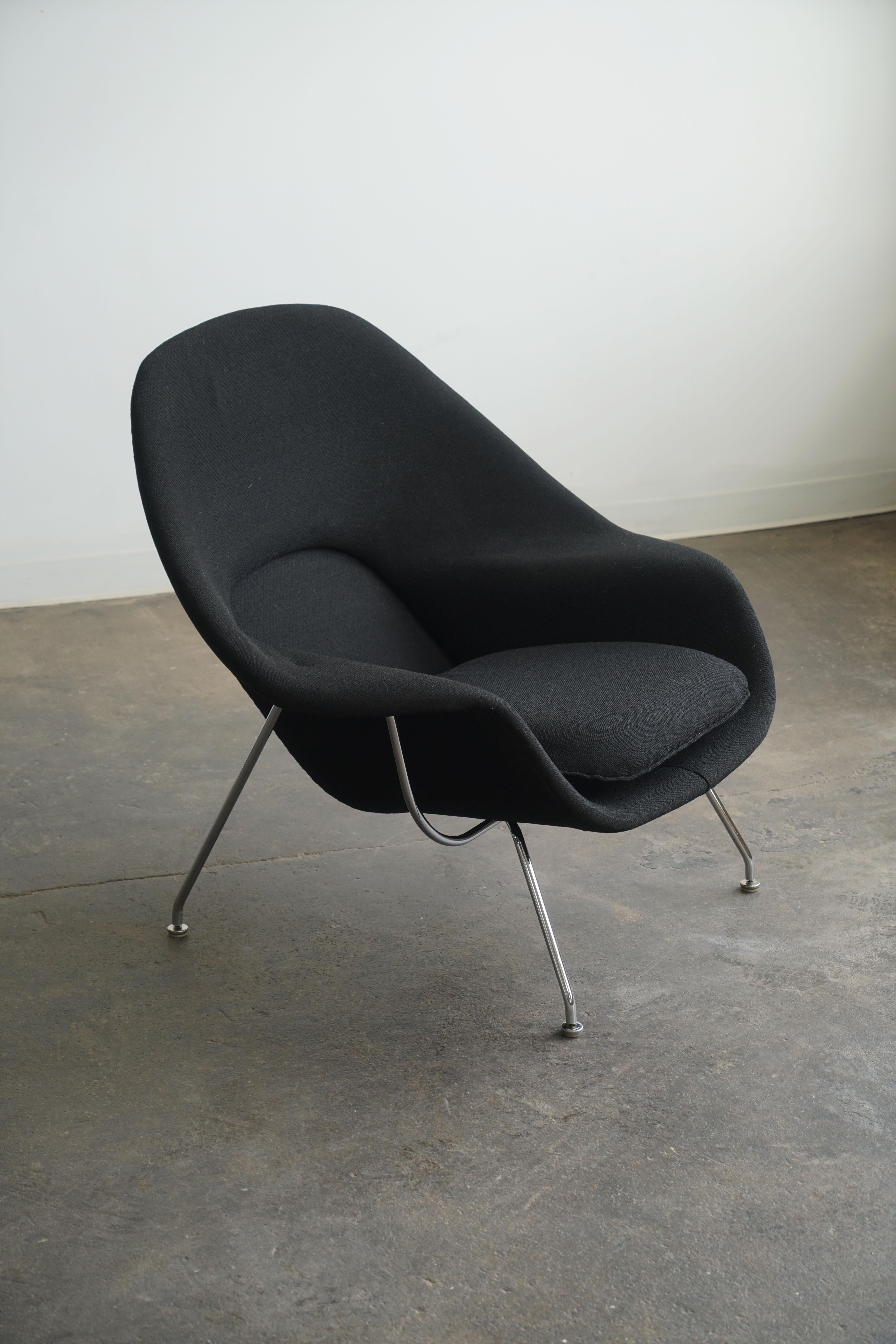 Early Womb Chair by Eero Saarinen for Knoll International, 1968 In Good Condition In Chicago, IL