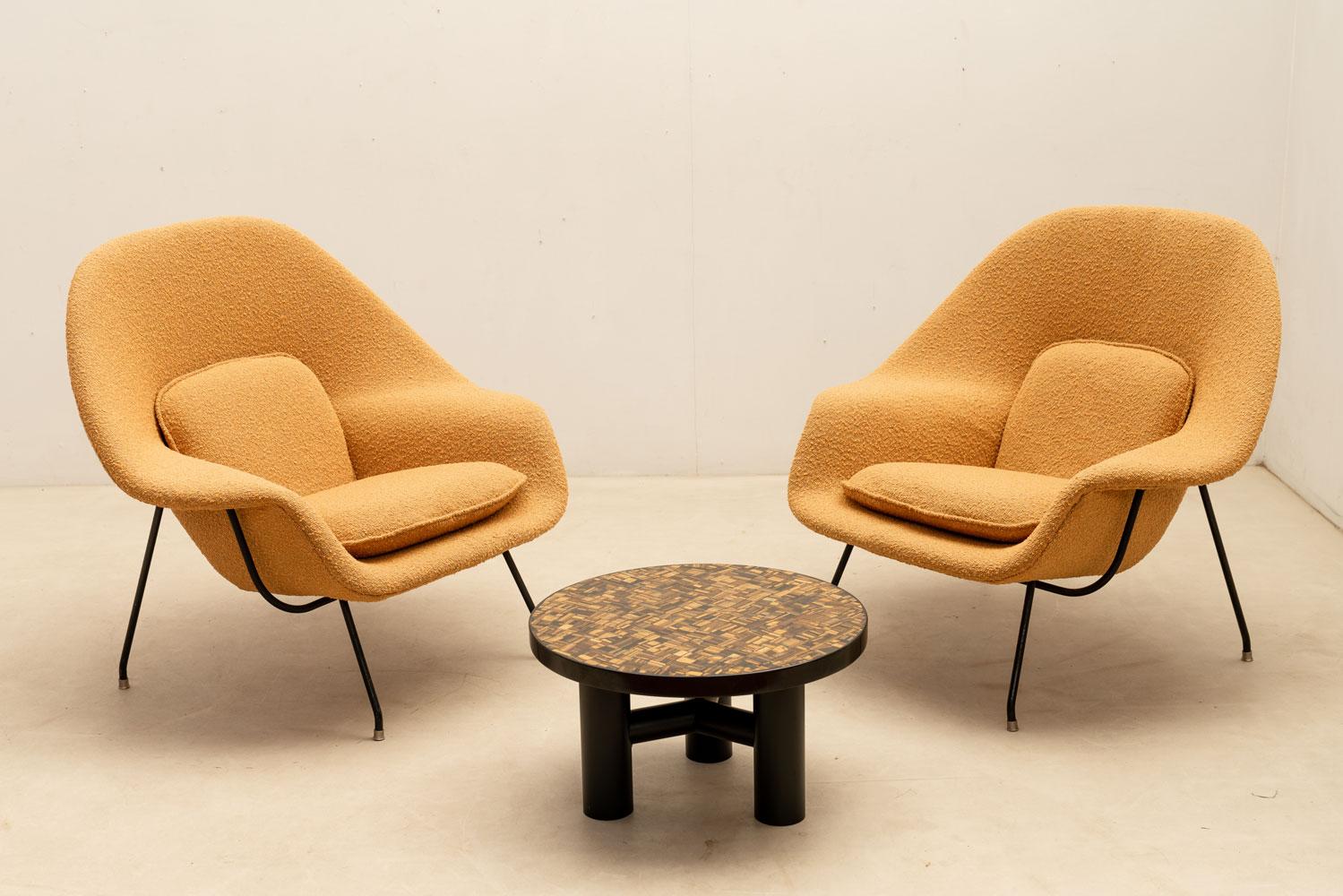 Early Womb chair by  Eero Saarinen  For Sale 10