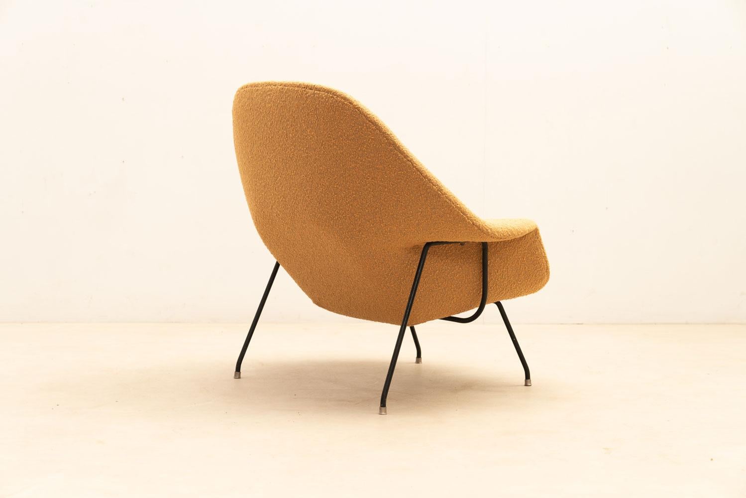 Early Womb chair by  Eero Saarinen  In Good Condition For Sale In Brussels, BE
