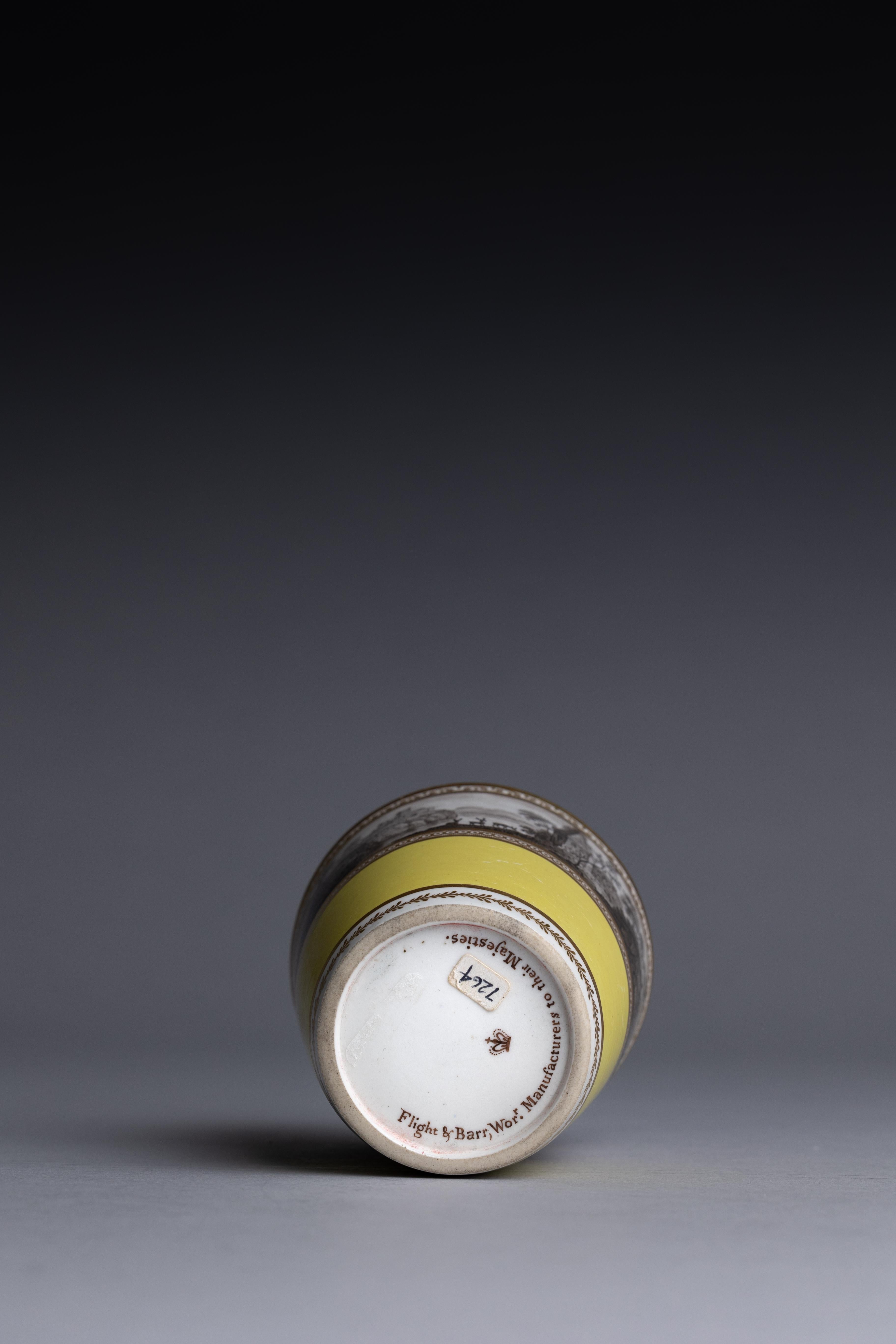 Taza de porcelana amarilla Early Worcester Flight & Barr Worcester en Bueno estado para la venta en Fort Lauderdale, FL