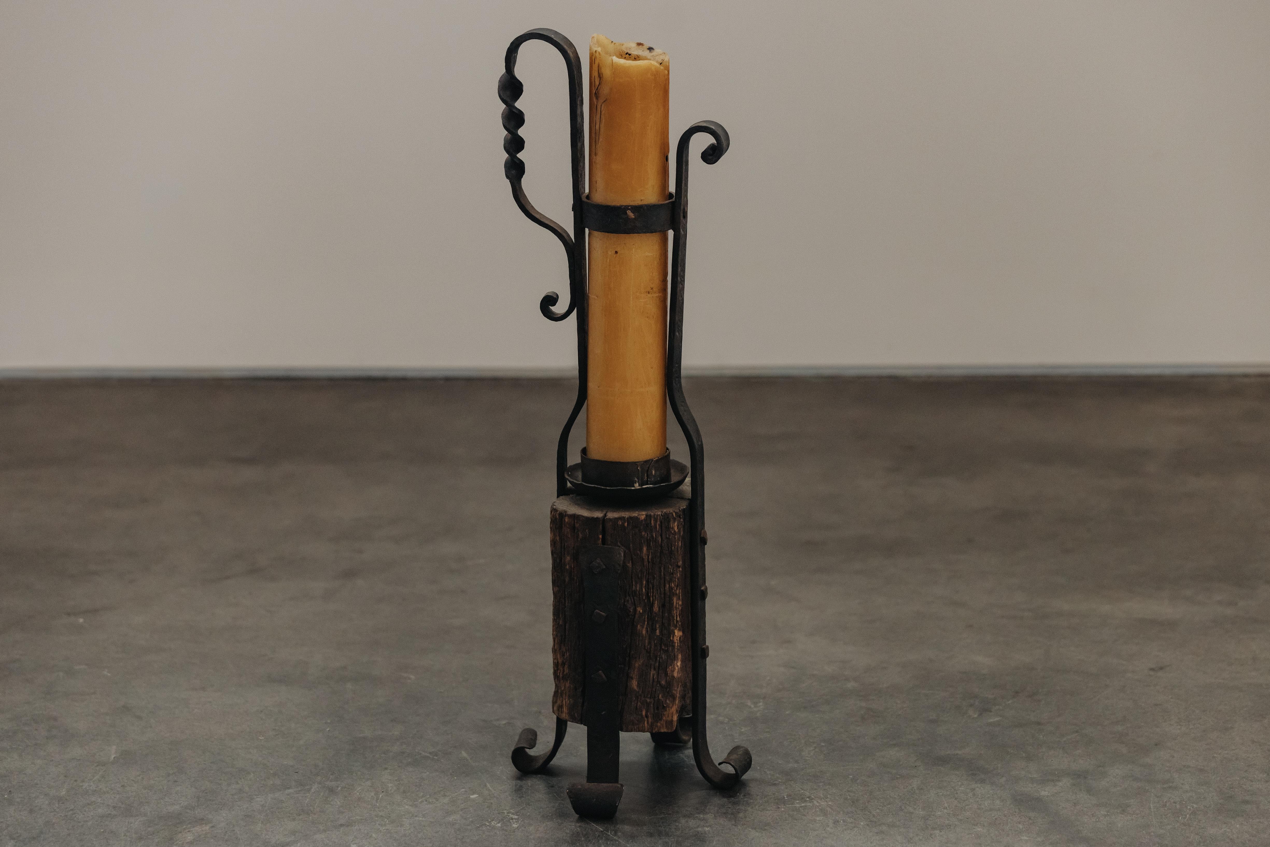 Candelero XL Antiguo De Francia, Circa 1800 Europeo en venta