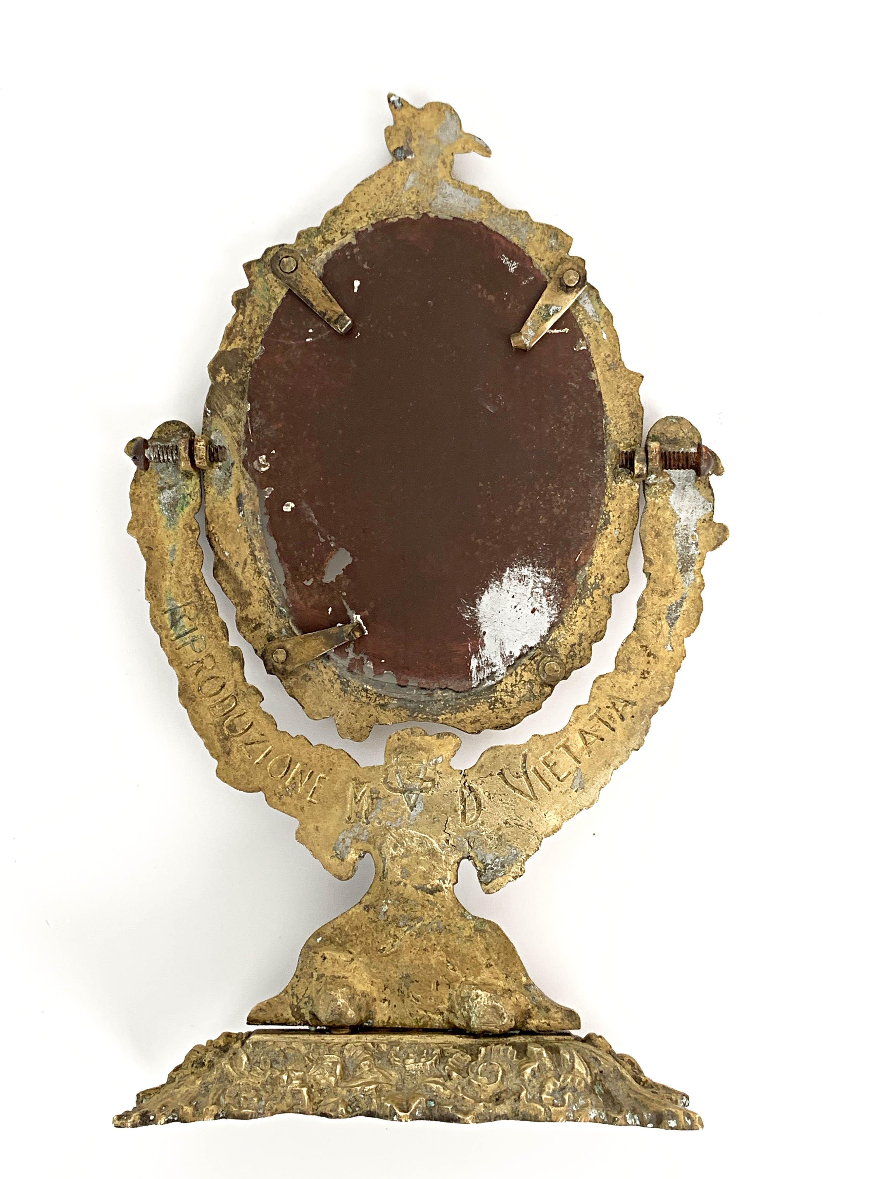 Early 20th Century Neoreinnasance Gilded Bronze Table Mirror and Sculpture For Sale 14