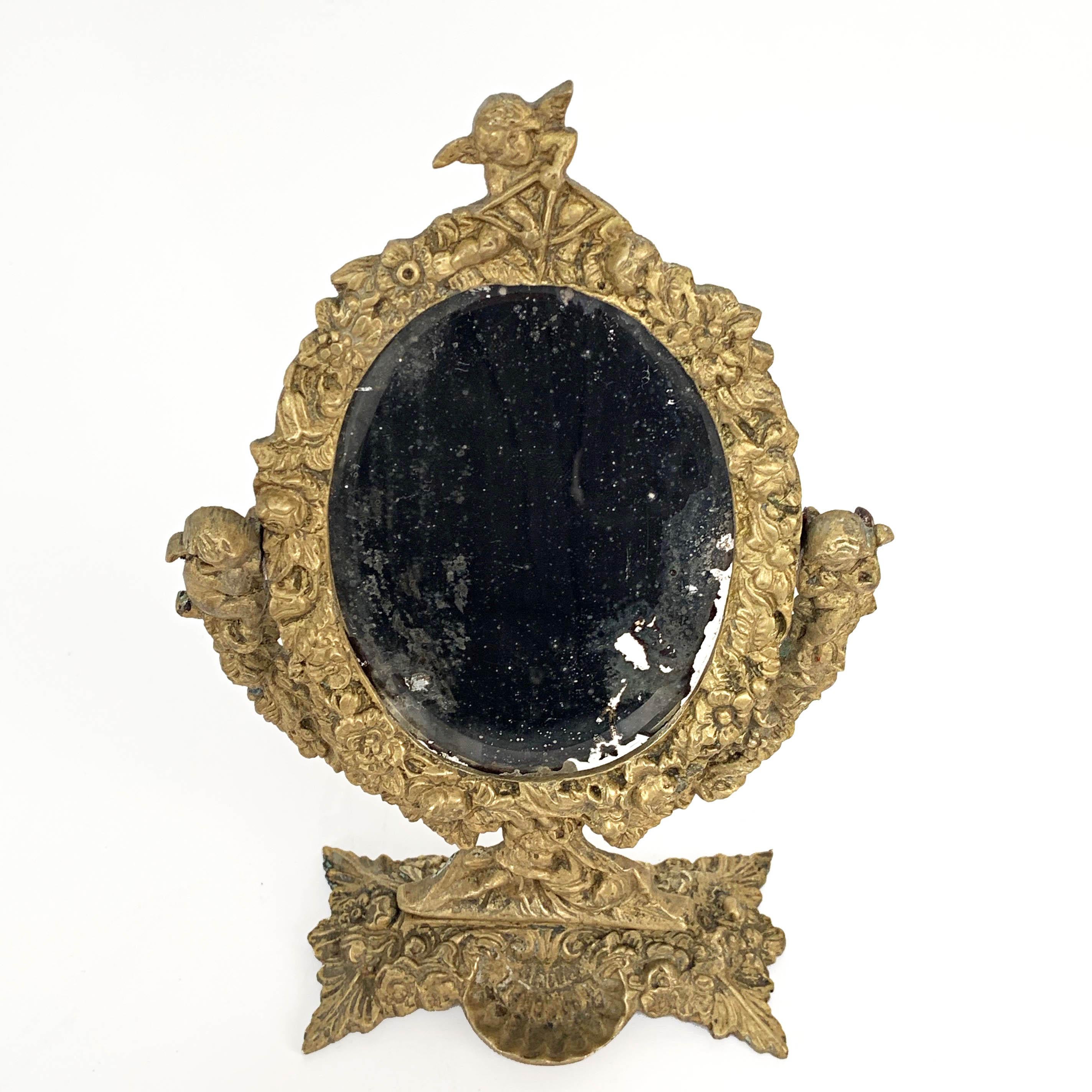 Italian Early 20th Century Neoreinnasance Gilded Bronze Table Mirror and Sculpture For Sale