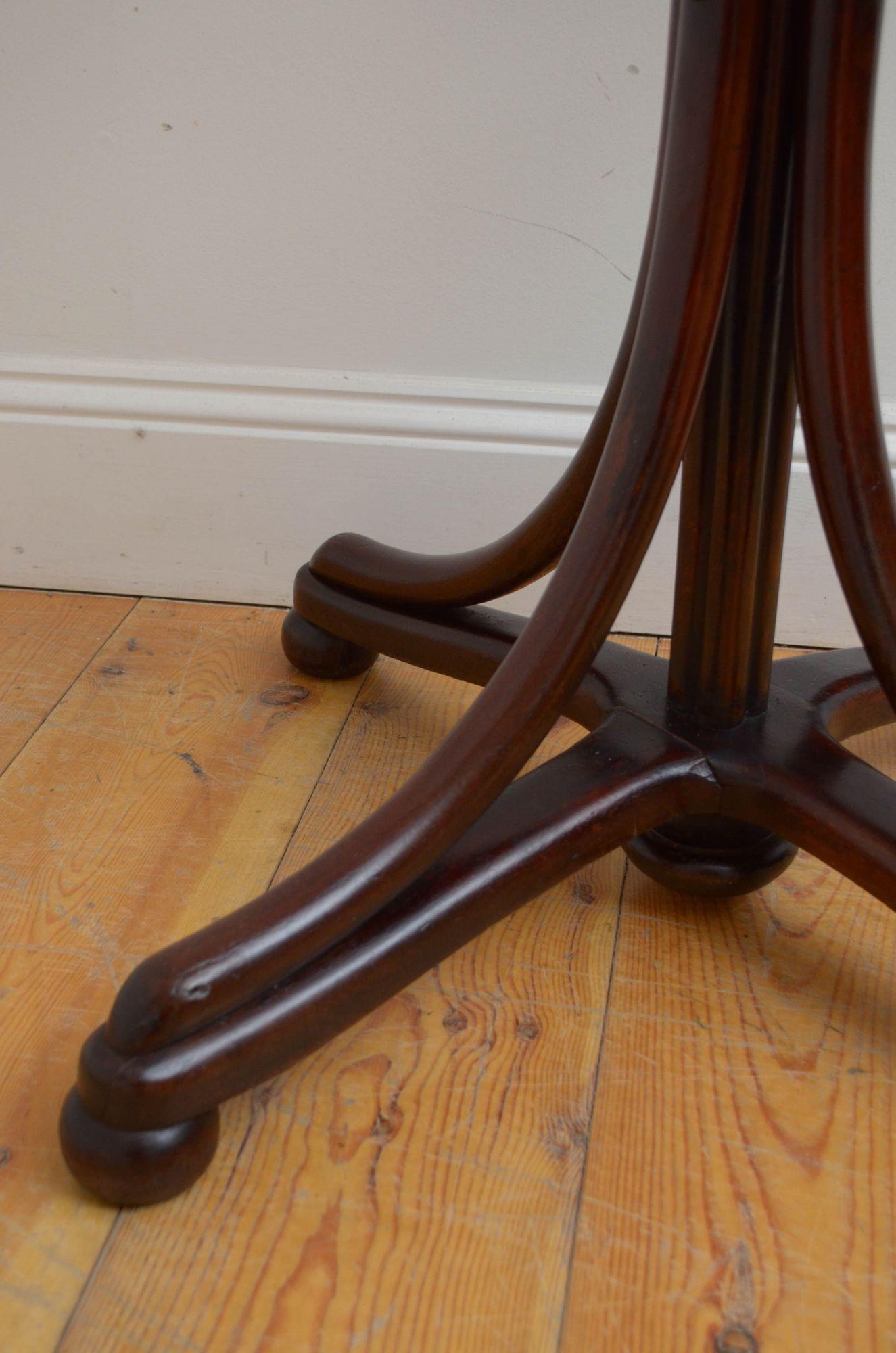 Early XXth Century Bentwood Hall Stand Coat Stand 6