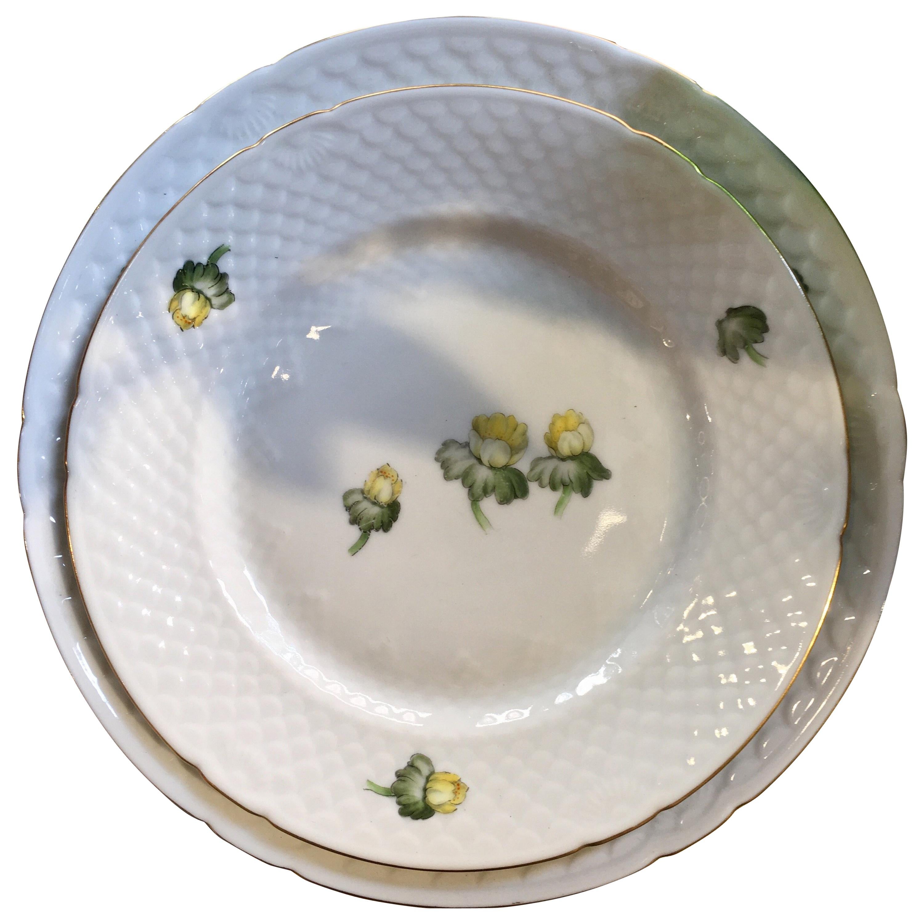 Early XXth Century Danish Porcelain Table Service 200 Pieces Flowers & Seahorse