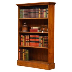 Early XXth Century English Solid Mahogany Tall Open Bookcase