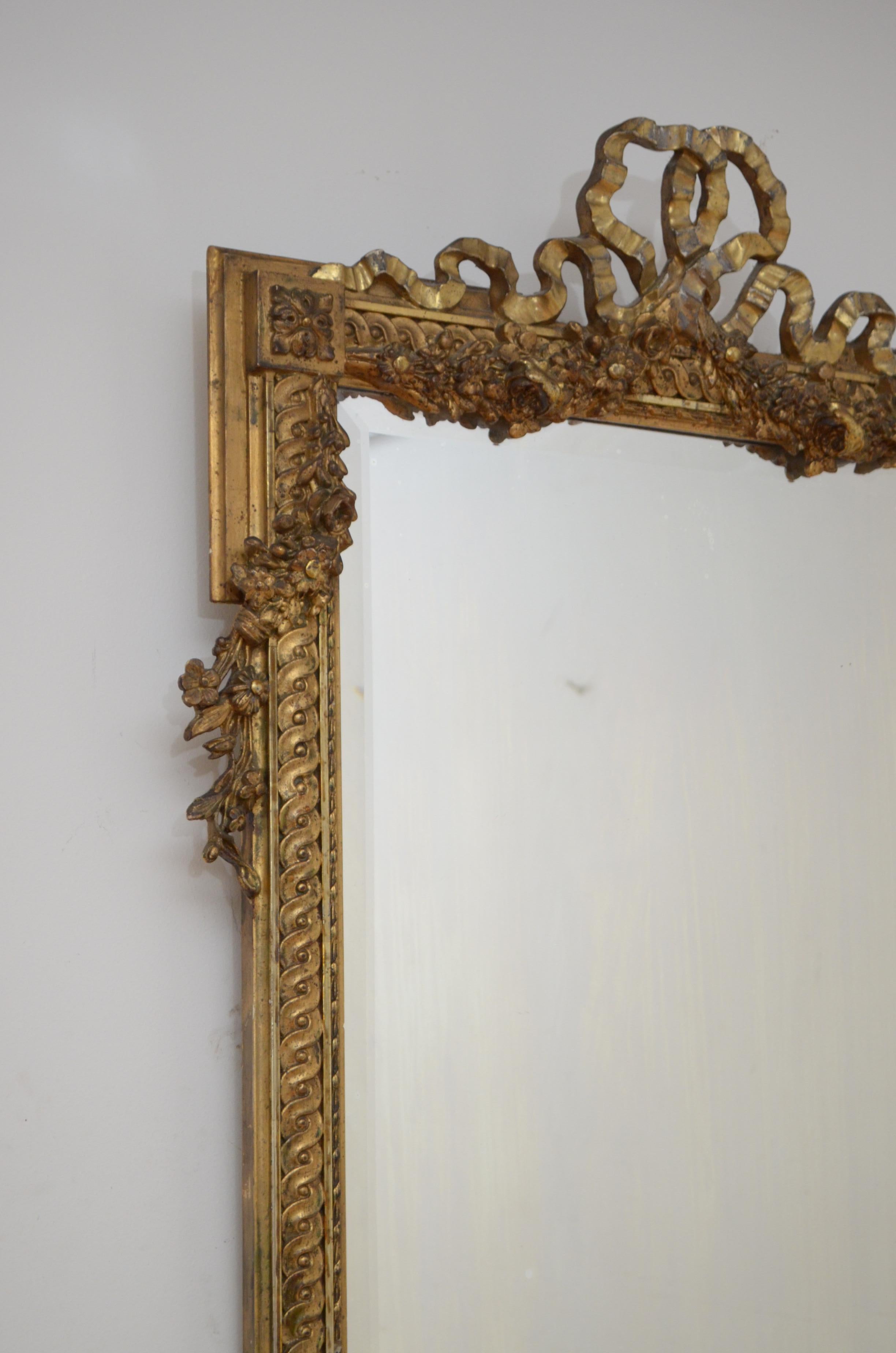 Gesso Early 20th Century Giltwood Mirror