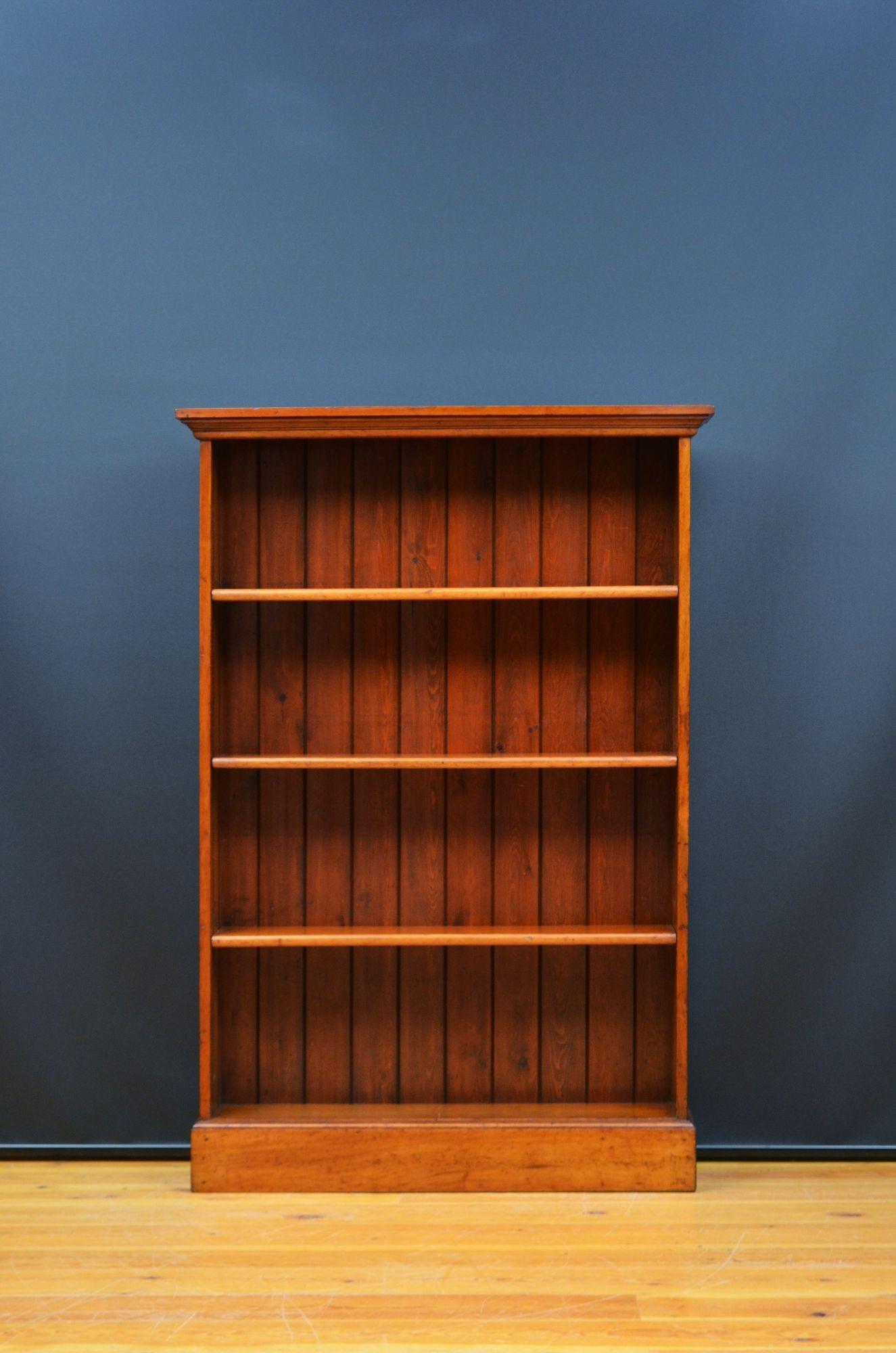 British Early XXth Century Solid Mahogany Open Bookcase For Sale