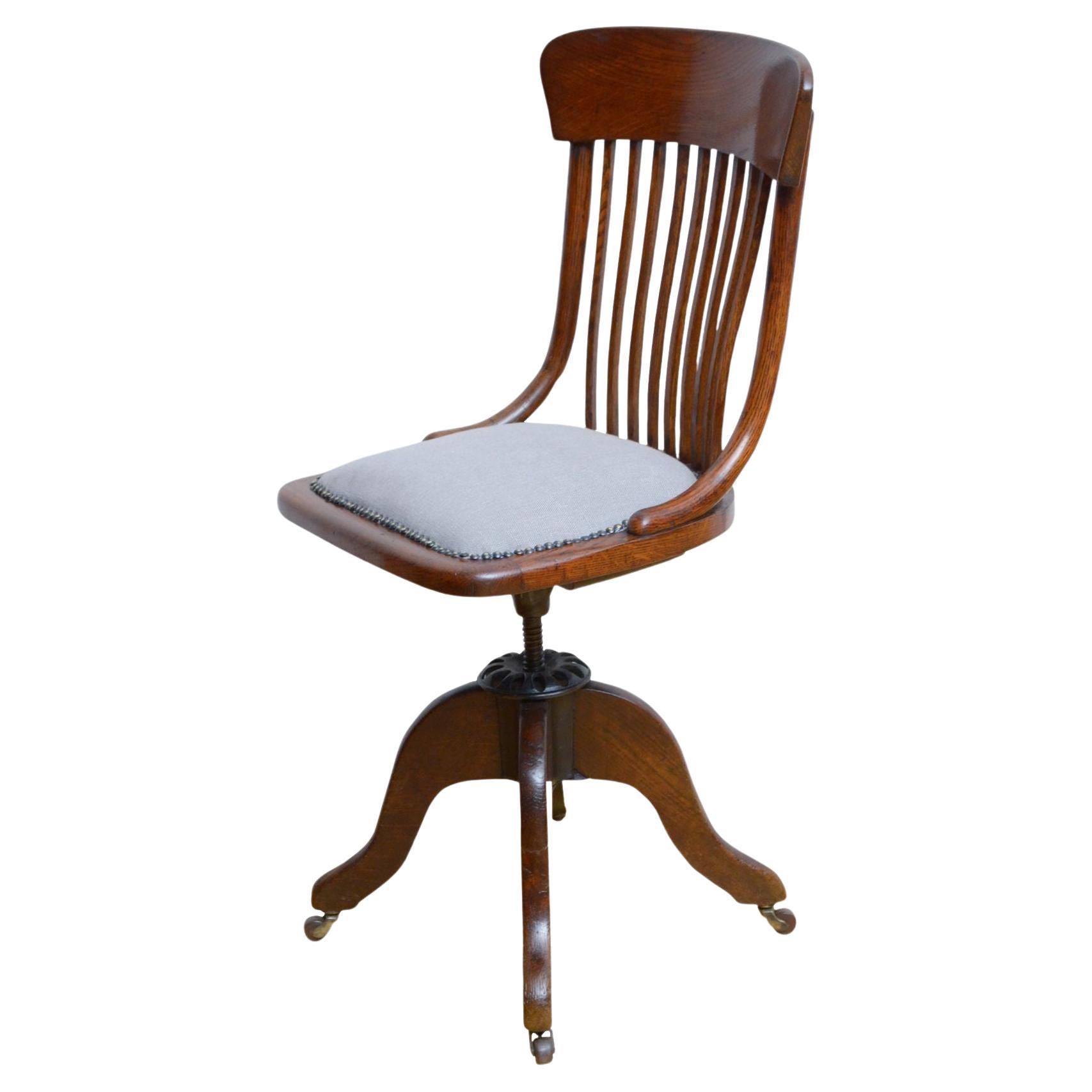 Early Xxth Century Solid Oak Office Chair Desk Chair