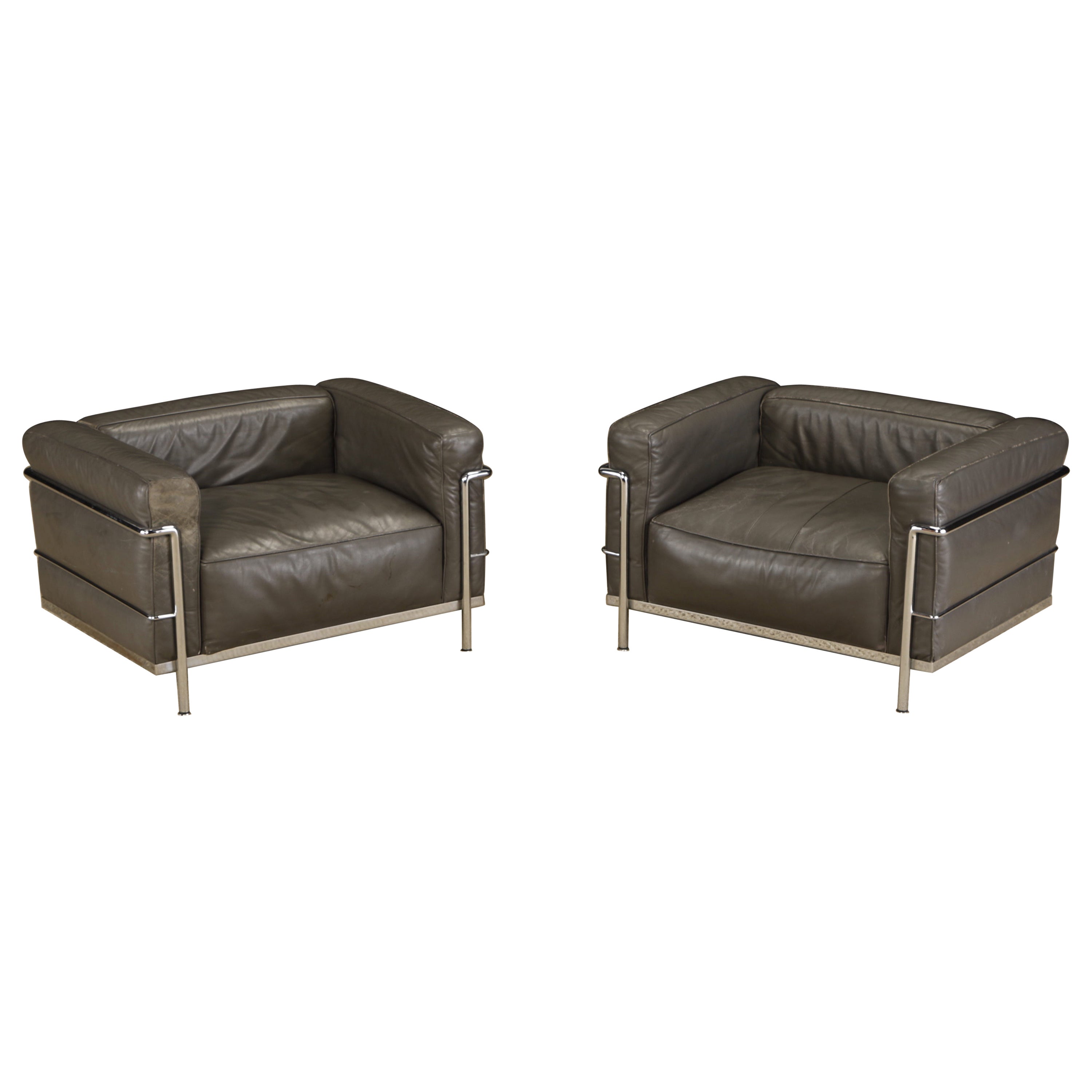 Graue Ledersessel „LC3“ von Le Corbusier für Cassina, signiert, frühes Jahr