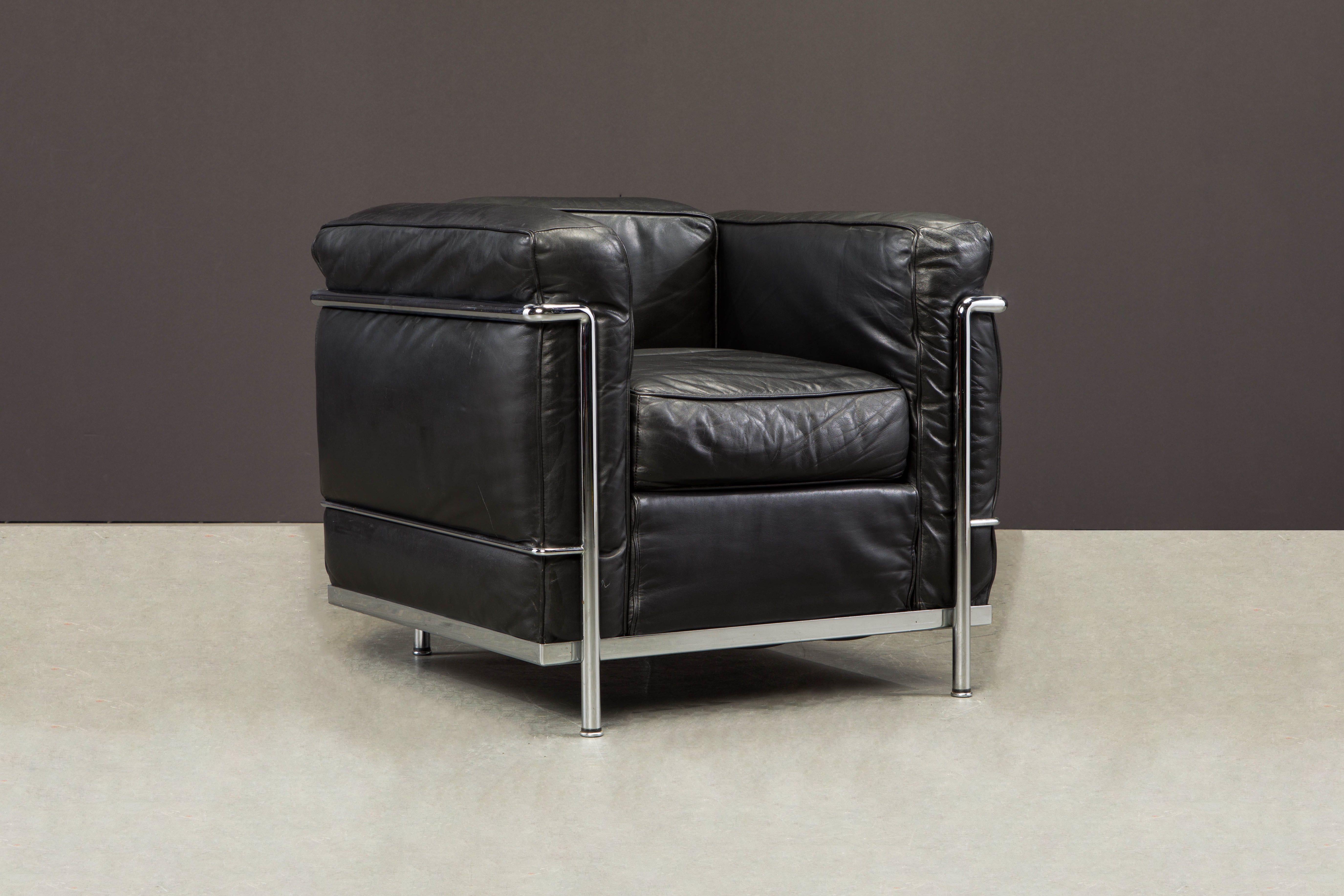Early Year 'LC2' Black Leather Club Chairs by Le Corbusier for Cassina, Signed In Good Condition In Los Angeles, CA