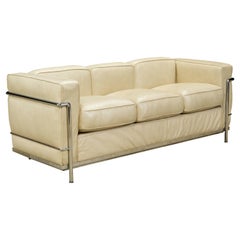 Early Year LC2 Cream Leather Three-Seat Sofa by Le Corbusier for Cassina, Signed