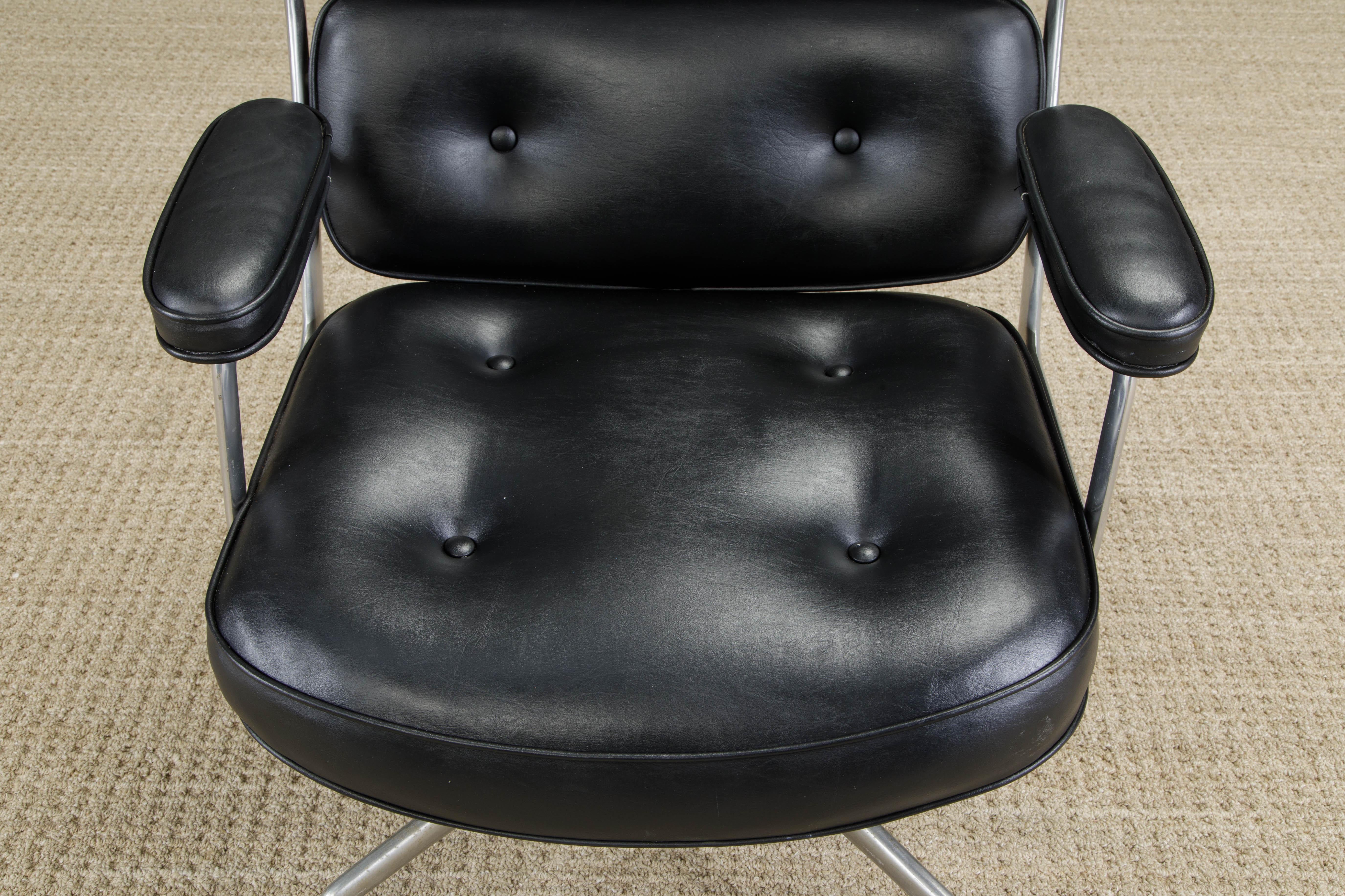American Early Year Time Life Desk Chair by Charles Eames for Herman Miller, 1960s Signed