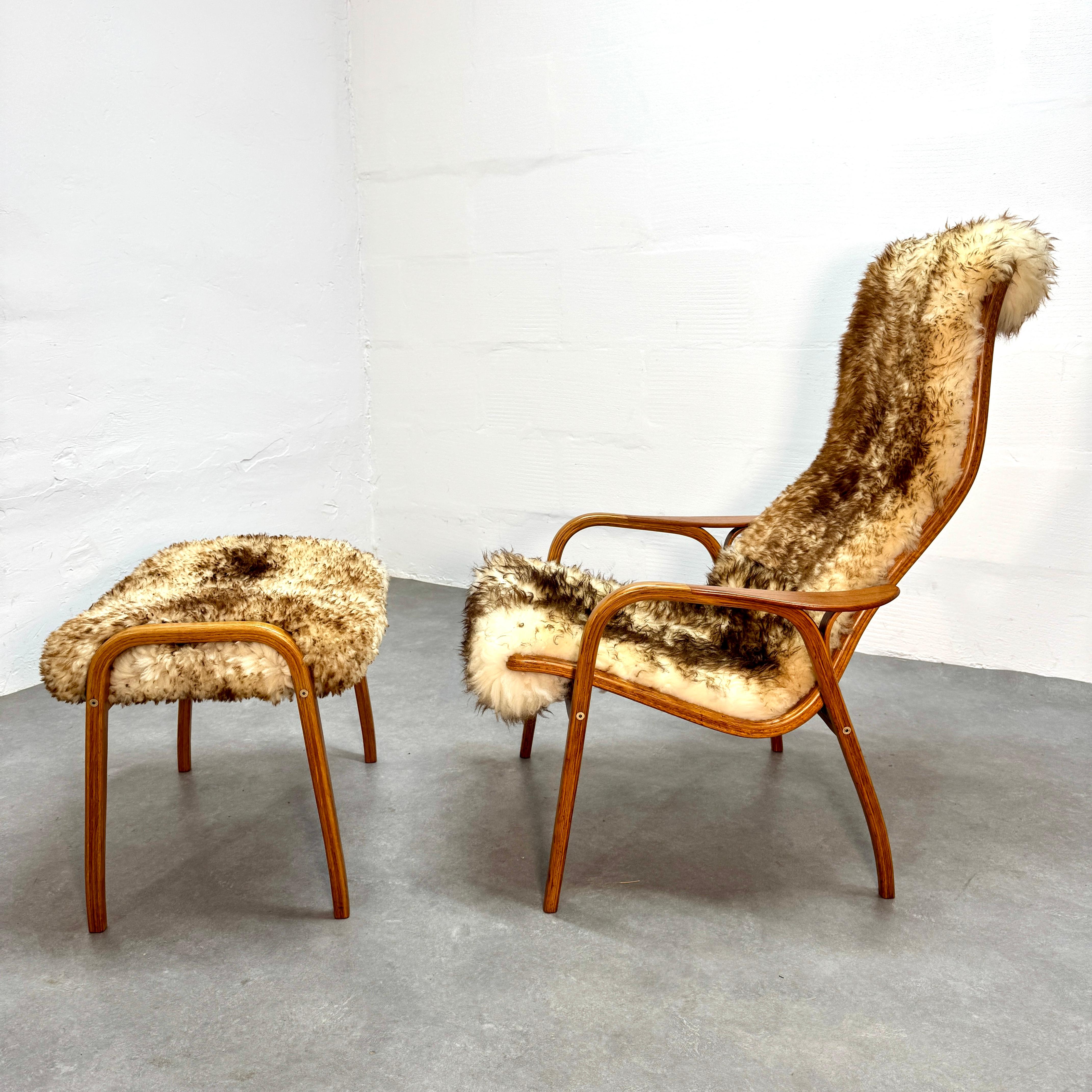 Early Yngne Ekstrom oak Lamino armchair & ottoman for Swedese Denmark, 1960's. For Sale 7
