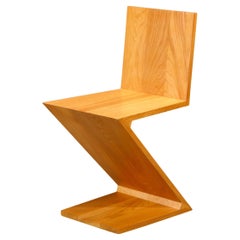 Chaises 'Zig Zag' de Gerrit Rietveld pour Cassina, 1973, signées, dix disponibles