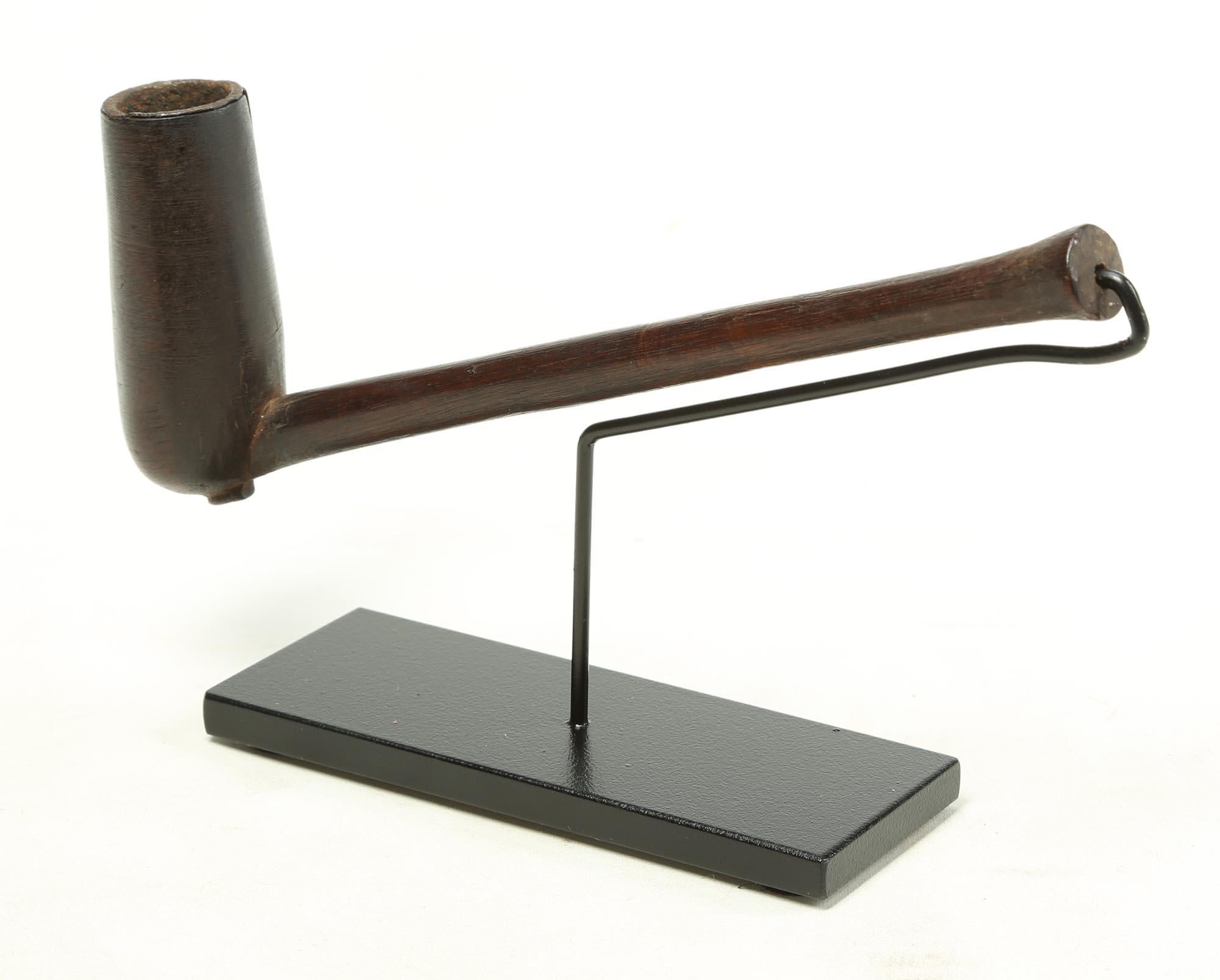 South African Early Zulu Wood Smoking Pipe on Custom Stand, South Africa Smooth Finish For Sale