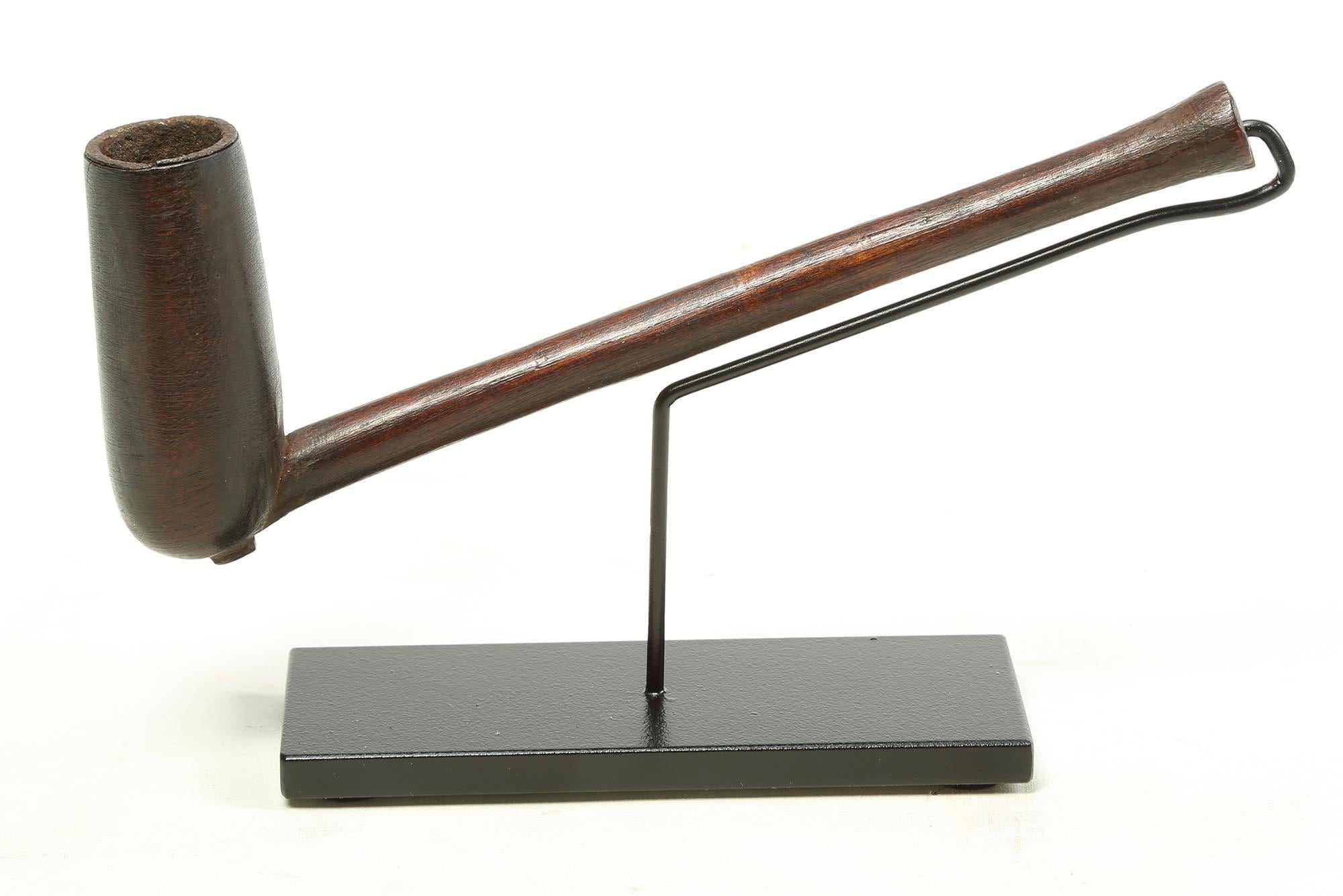 Hand-Carved Early Zulu Wood Smoking Pipe on Custom Stand, South Africa Smooth Finish For Sale