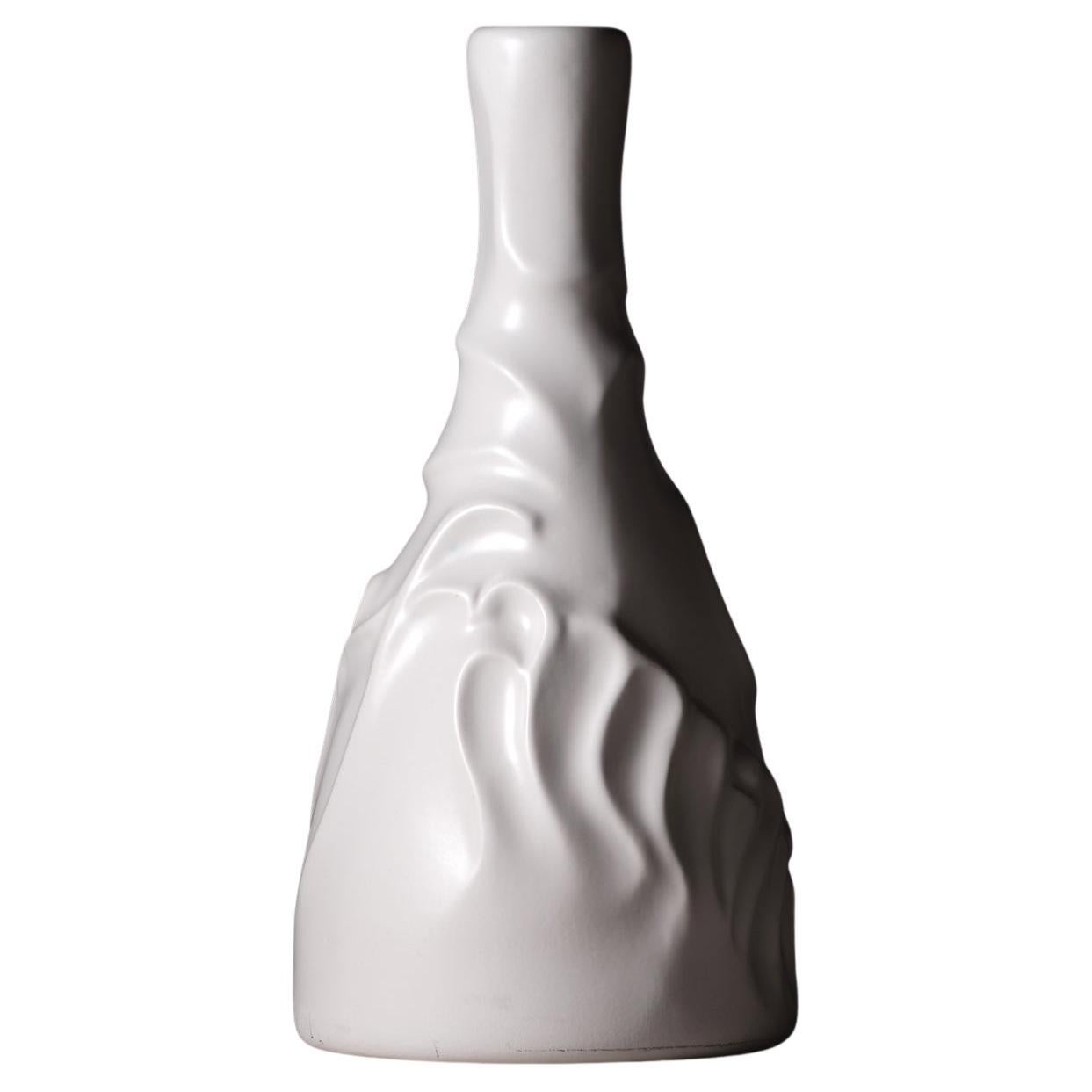 White Ceramic Casa De Familia Bottle Vase by Josep Maria Jujol, Spanish design For Sale