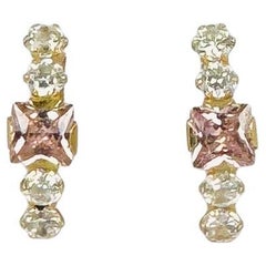 Earrings 18k yellow gold with amethyst roses de France and diamonds 0.16 carat