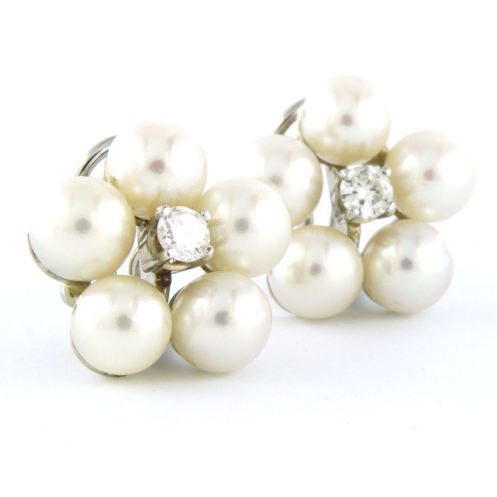 Earring clip-on with pearl and diamonds 14k white gold In Good Condition In The Hague, ZH