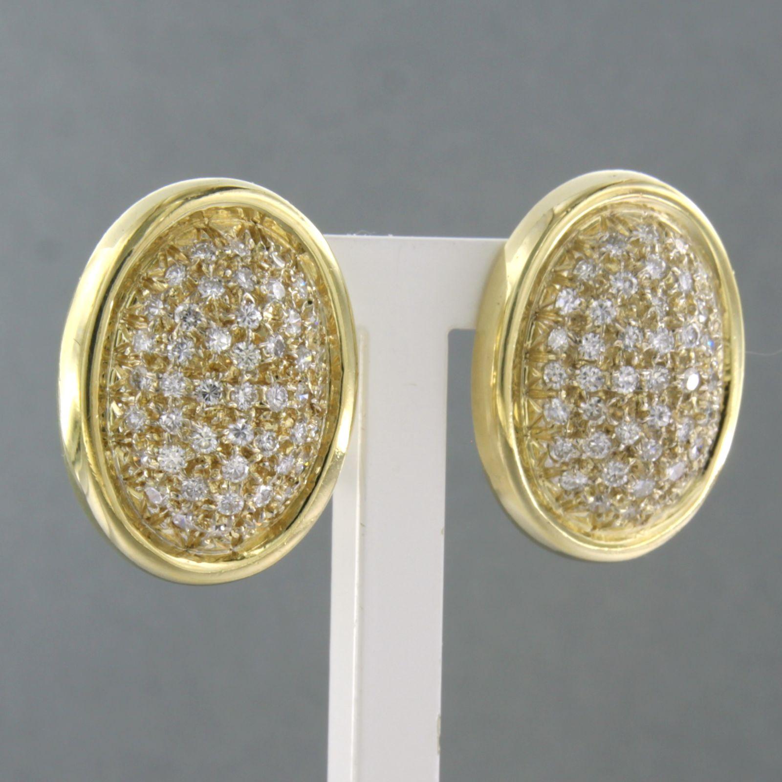 Modern Earring set with diamonds up to 1.50ct - 18k yellow gold For Sale