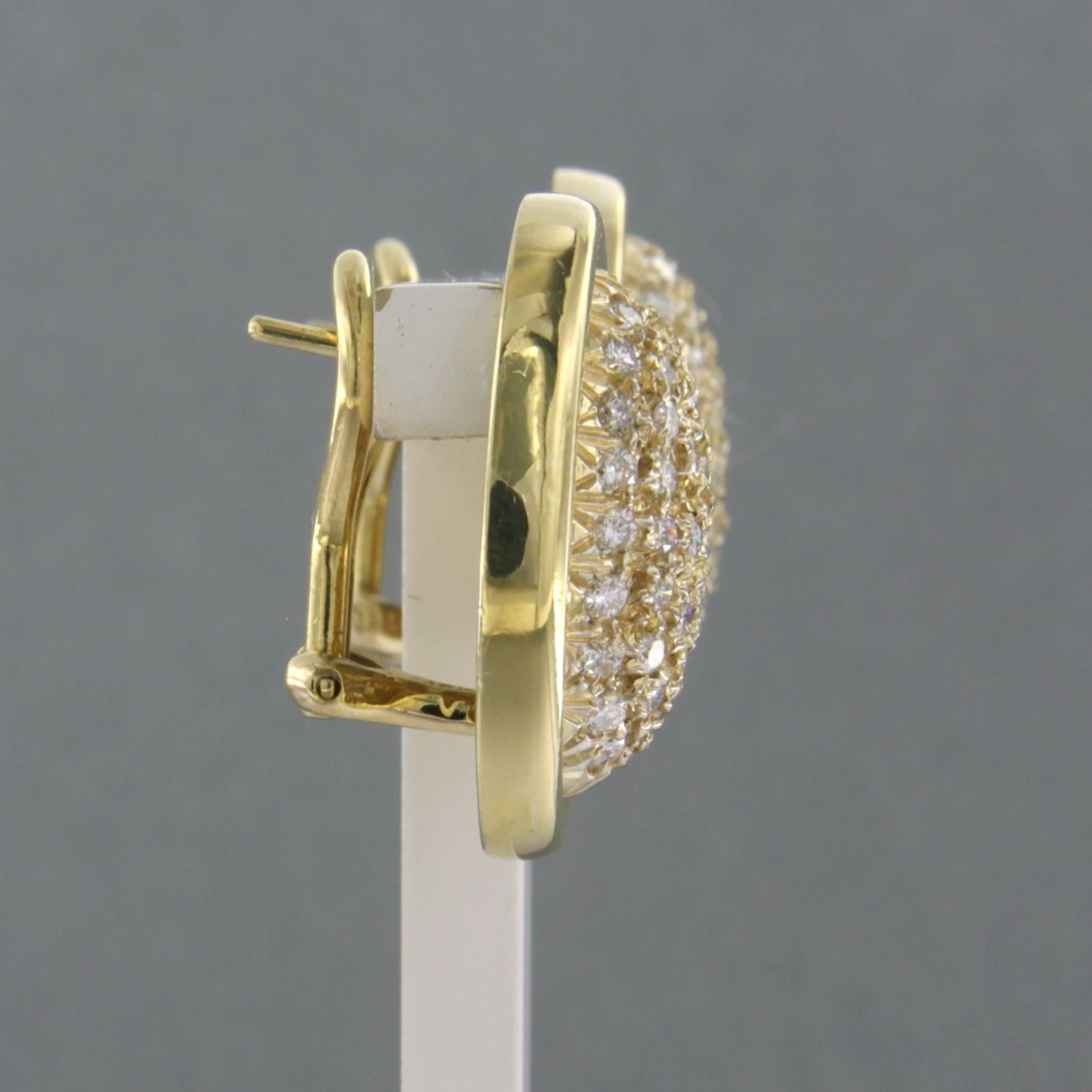 Ohrring mit Diamanten von bis zu 1,50ct - 18k Gelbgold besetzt im Angebot 1