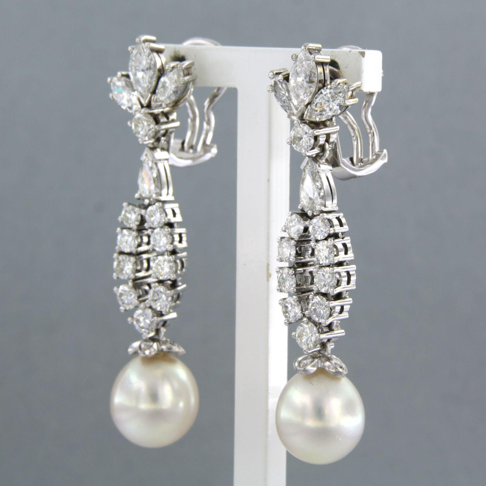 Taille brillant Boucle d'oreille sertie d'une perle et de diamants jusqu'à 4.00ct Or blanc 18k en vente