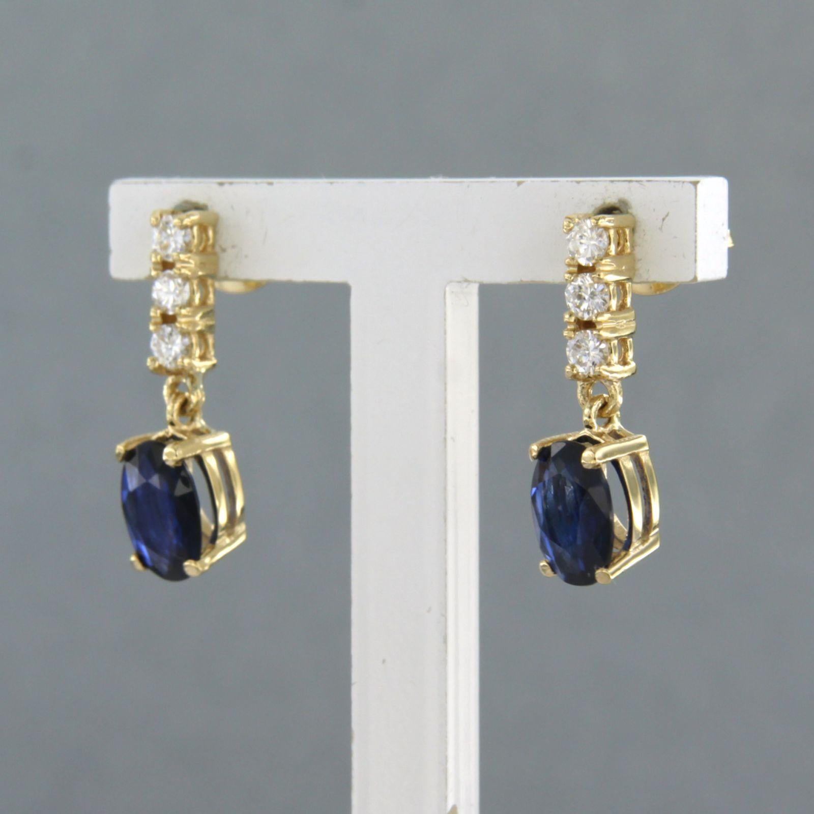 Brilliant Cut Earring set with sapphire up to 1.50ct and diamonds up to 0.24ct 18k yellow gold For Sale