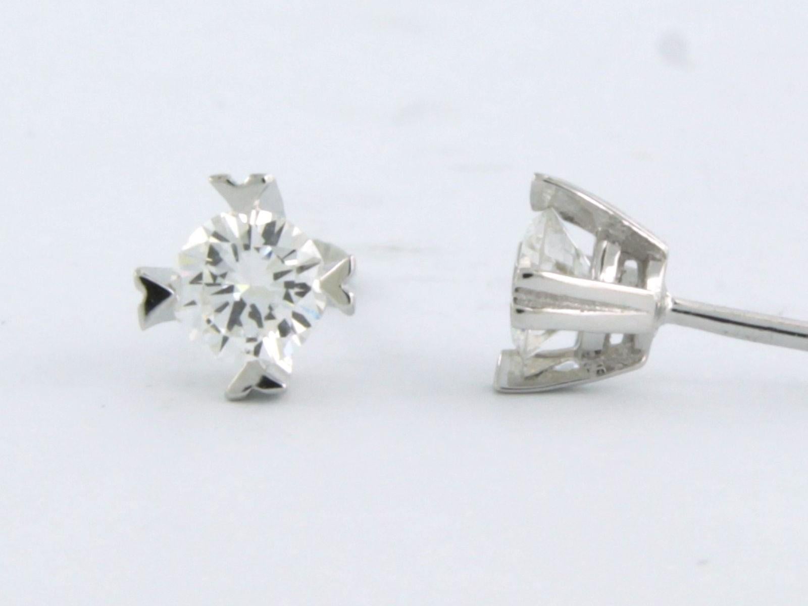 Modern Earring studs set with diamonds 14k white gold For Sale