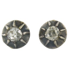 Clous d'oreilles en or et argent 18 carats avec diamants taille ancienne jusqu'à 0,70 carat
