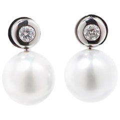 Earring with South Sea Pearls and Diamonds, circa 0.93 Carat, White Gold