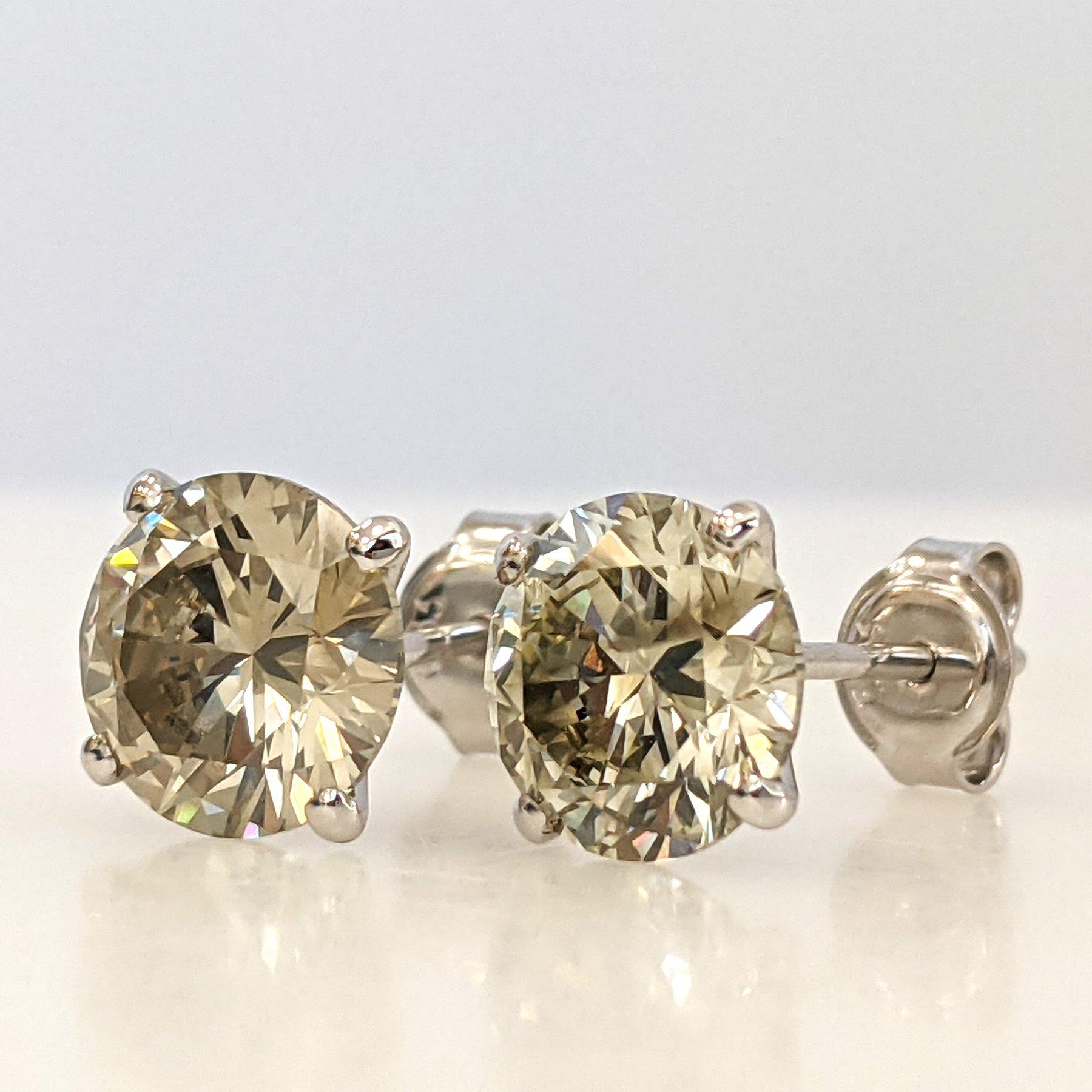 Art déco Boucles d'oreilles - 14 kt. Or blanc - 4.03ct. tw. Diamant (de couleur naturelle) - IGI en vente