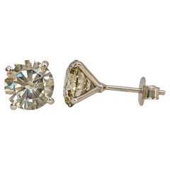 Earrings - 14 kt. White gold - 4.03ct. tw. Diamond (Natural coloured) - IGI Earrings - 14 kt. White gold - 4.03ct. tw. Diamond (Natural coloured) - IGI