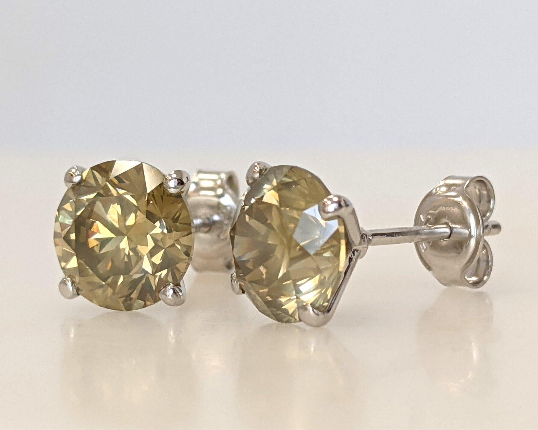 Pendientes - 14 kt. Oro blanco - 4,12ct. tw. Diamante (color natural) - IGI Corte redondo en venta