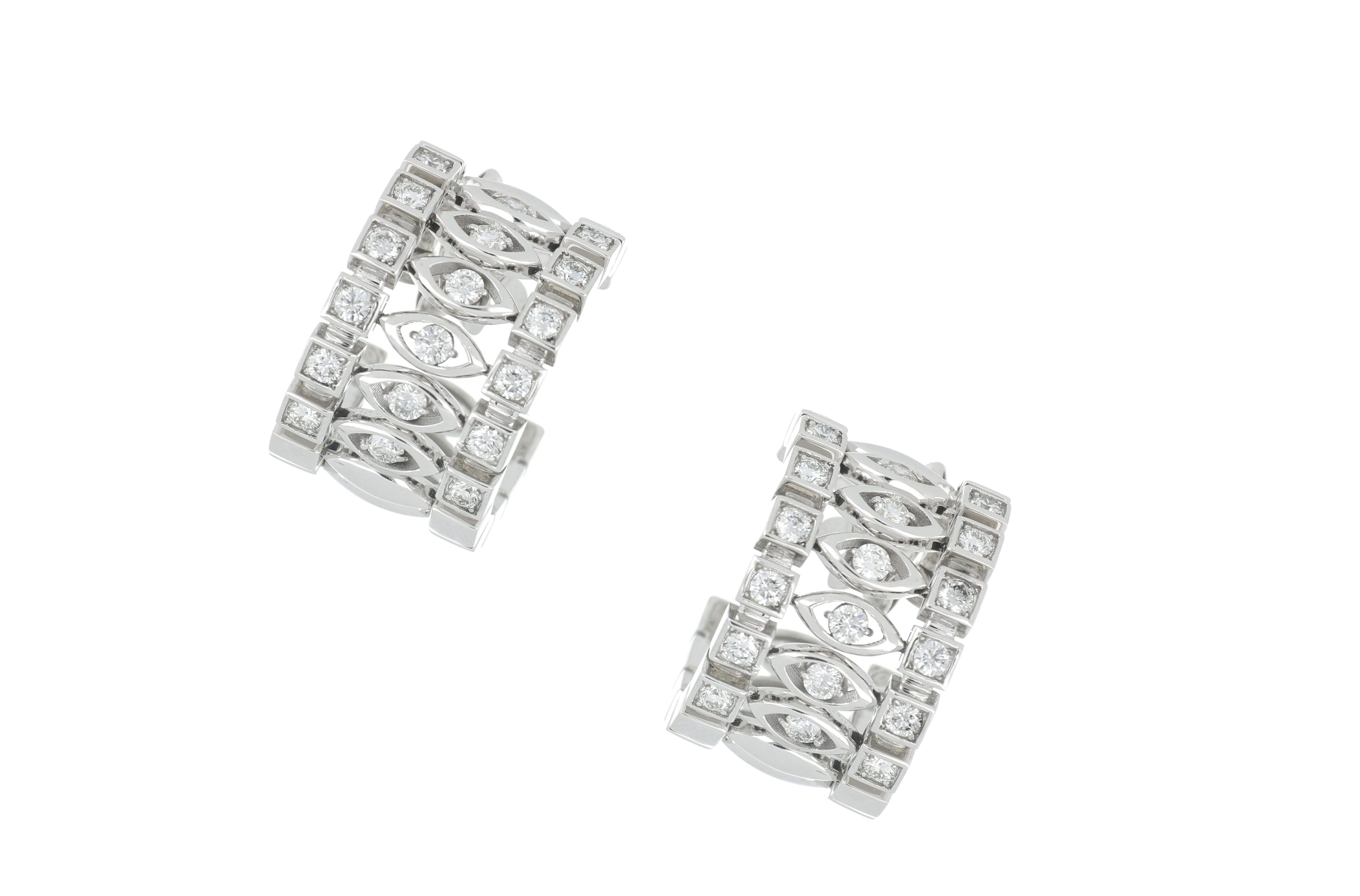 Women's Earrings 18 Karat White Gold and White Diamonds VS color G, Handmade For Sale