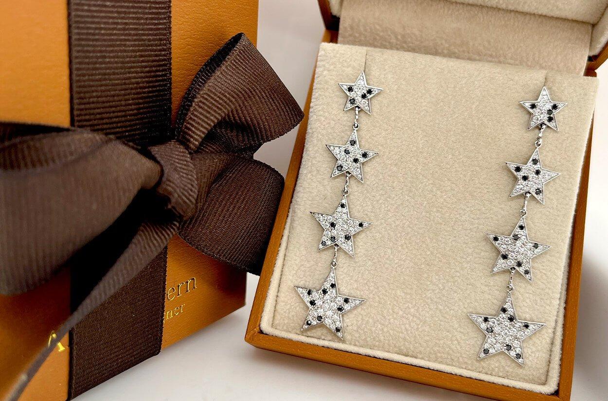 Contemporary Earrings 18kt Gold Inline Stars Diamonds Drop For Sale