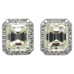 Clous d'oreilles