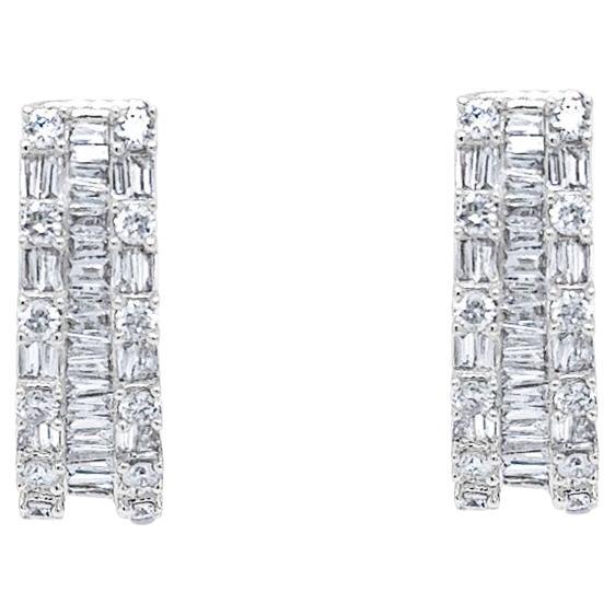 Earrings 18kt White Gold Emerald Illusion Diamonds Hoops In New Condition For Sale In Miami, FL