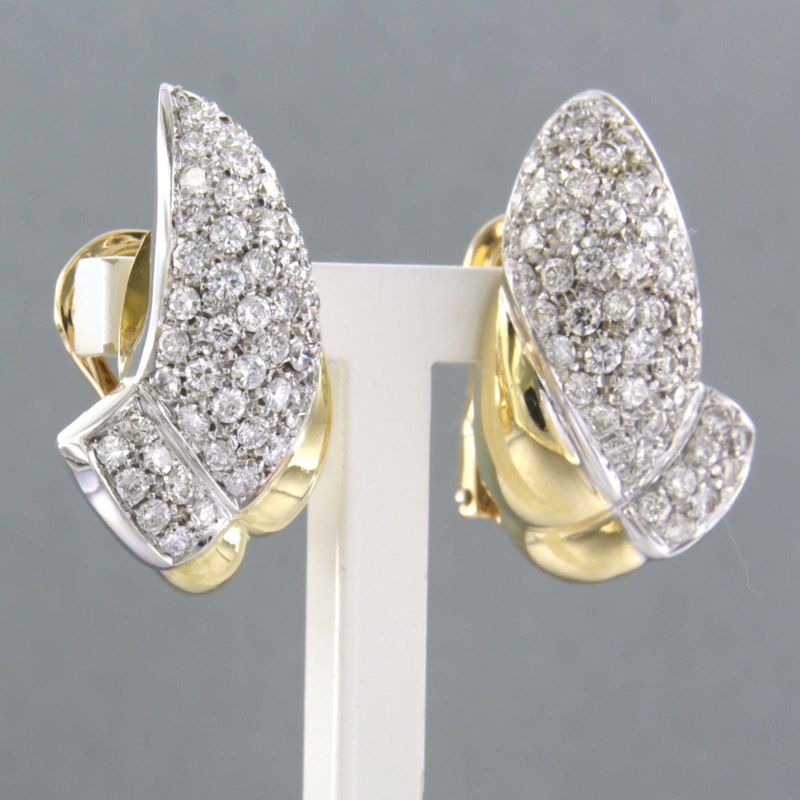 Modern Earrings clip-on set with diamonds 18k bi-colour gold For Sale