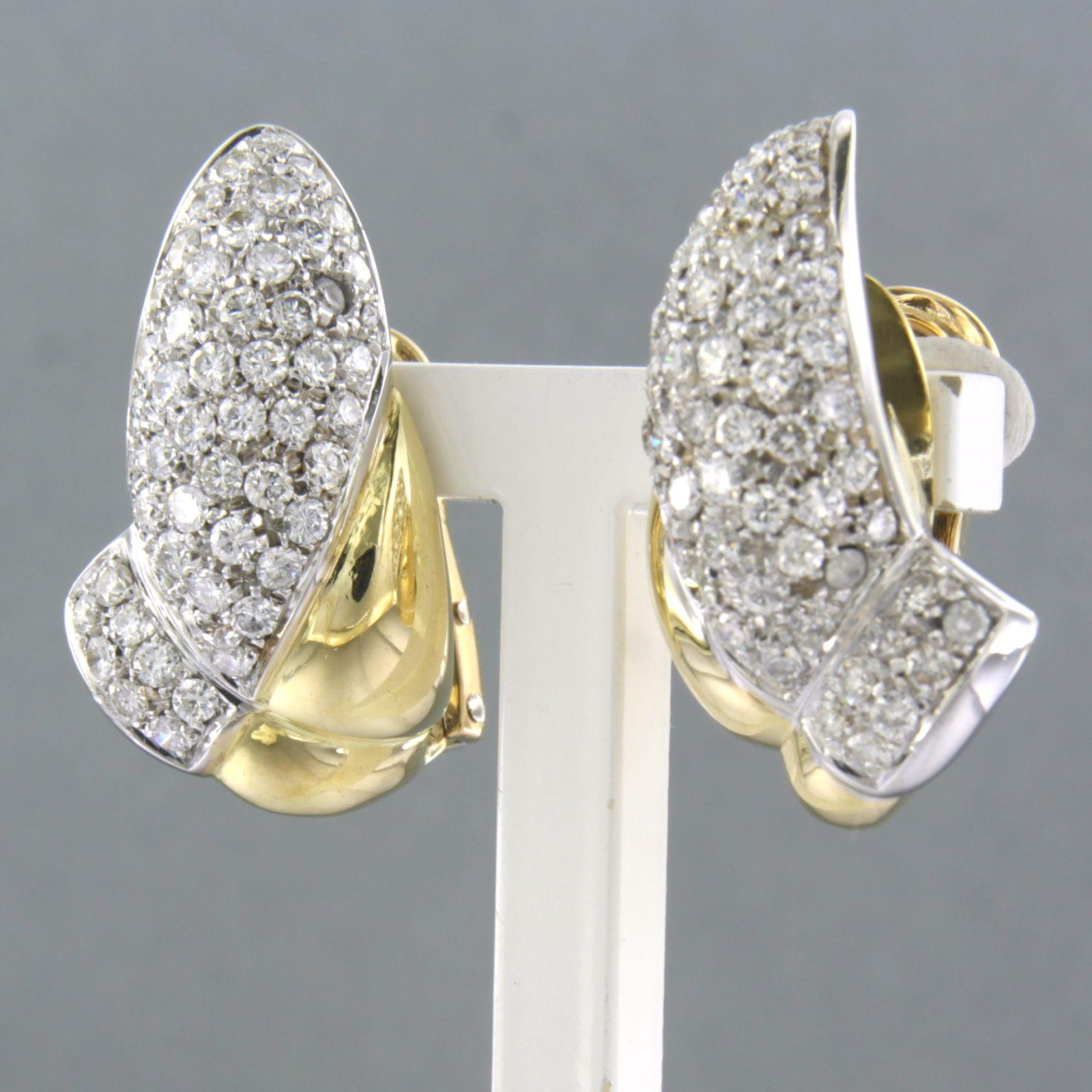 Brilliant Cut Earrings clip-on set with diamonds 18k bi-colour gold For Sale