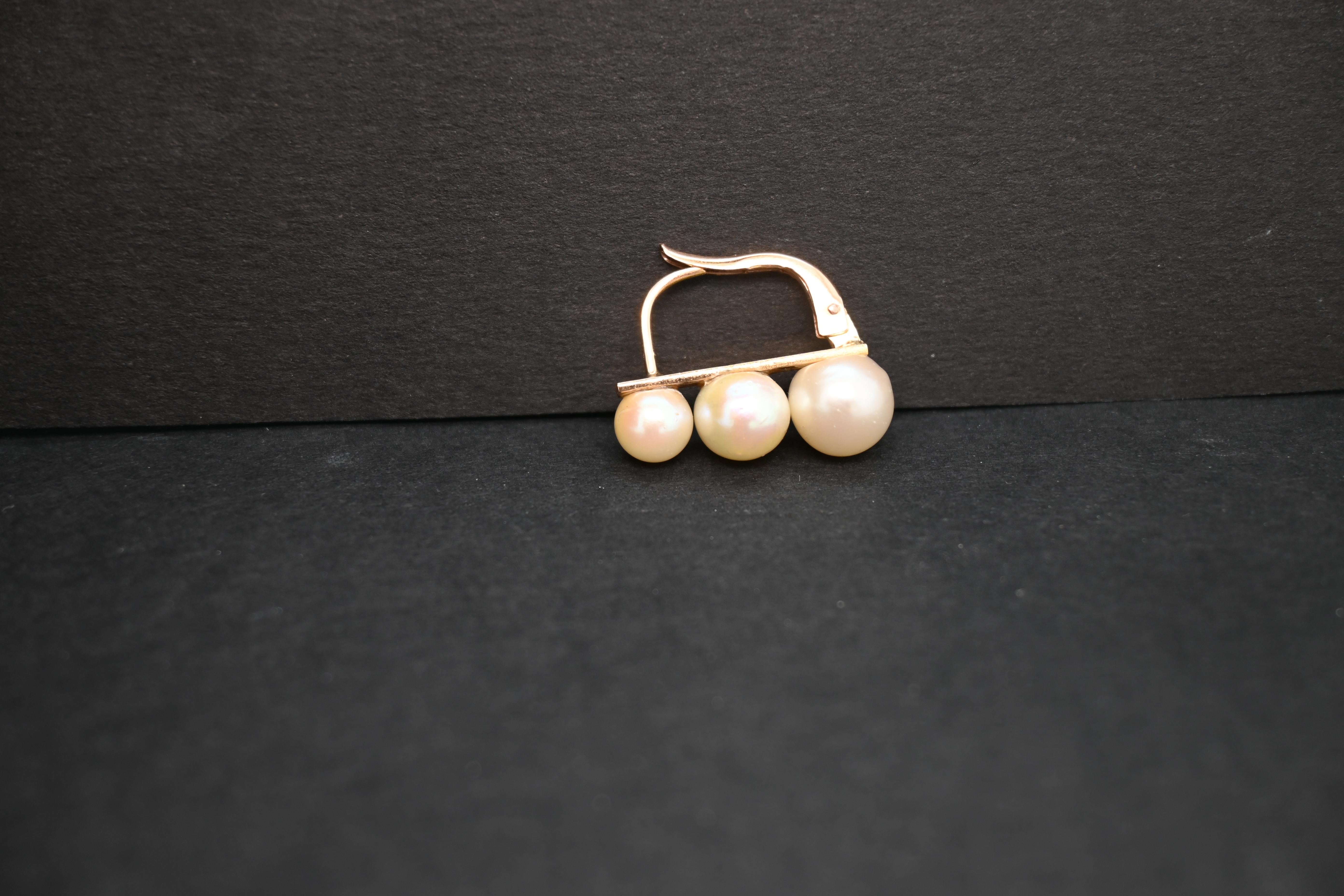 Earrings Dangling Yellow Gold Six Cultured Pearls In Excellent Condition For Sale In Vannes, FR