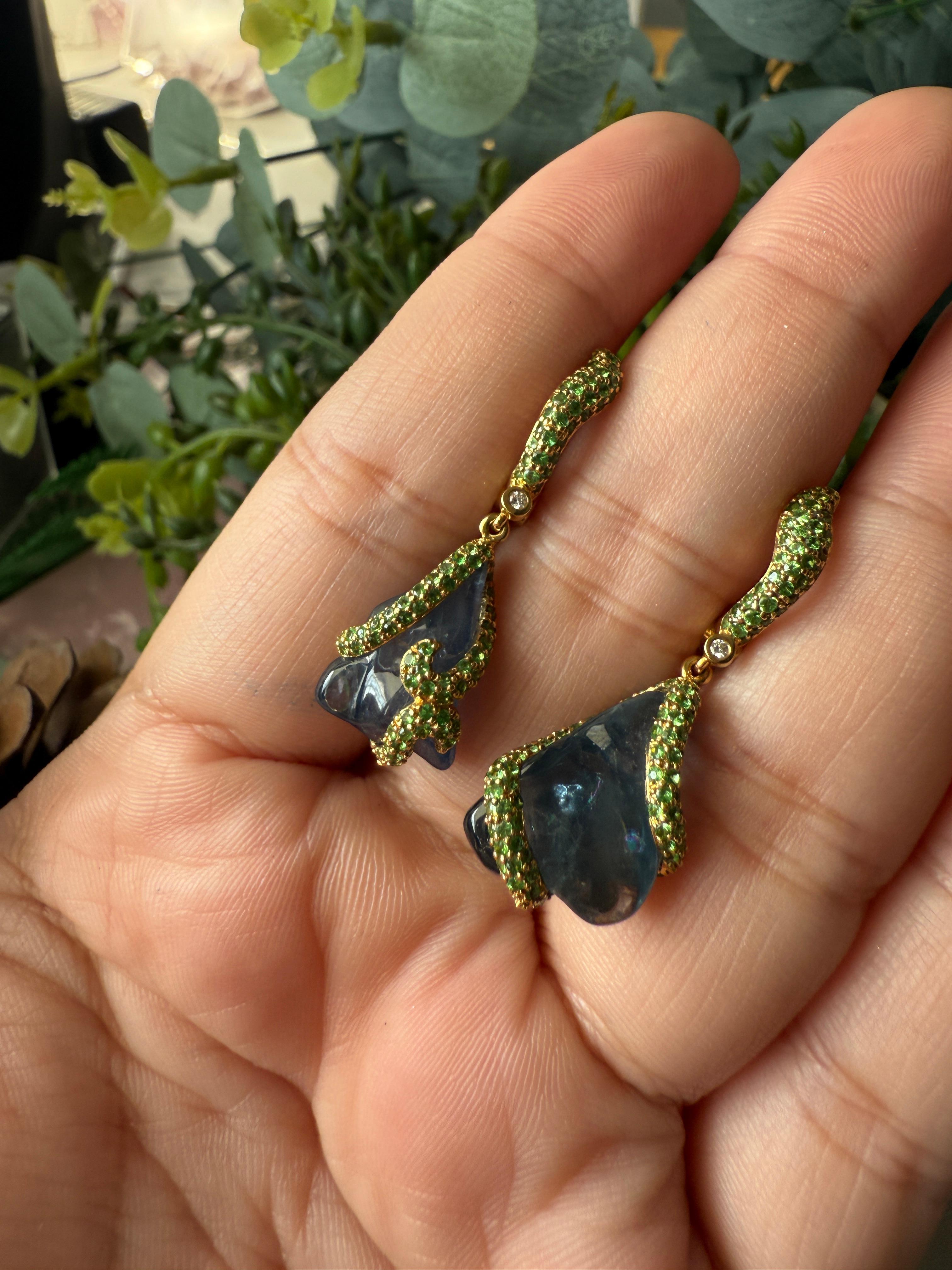 Earrings Diamond with Blue Sapphire and Tsavorites For Sale 5