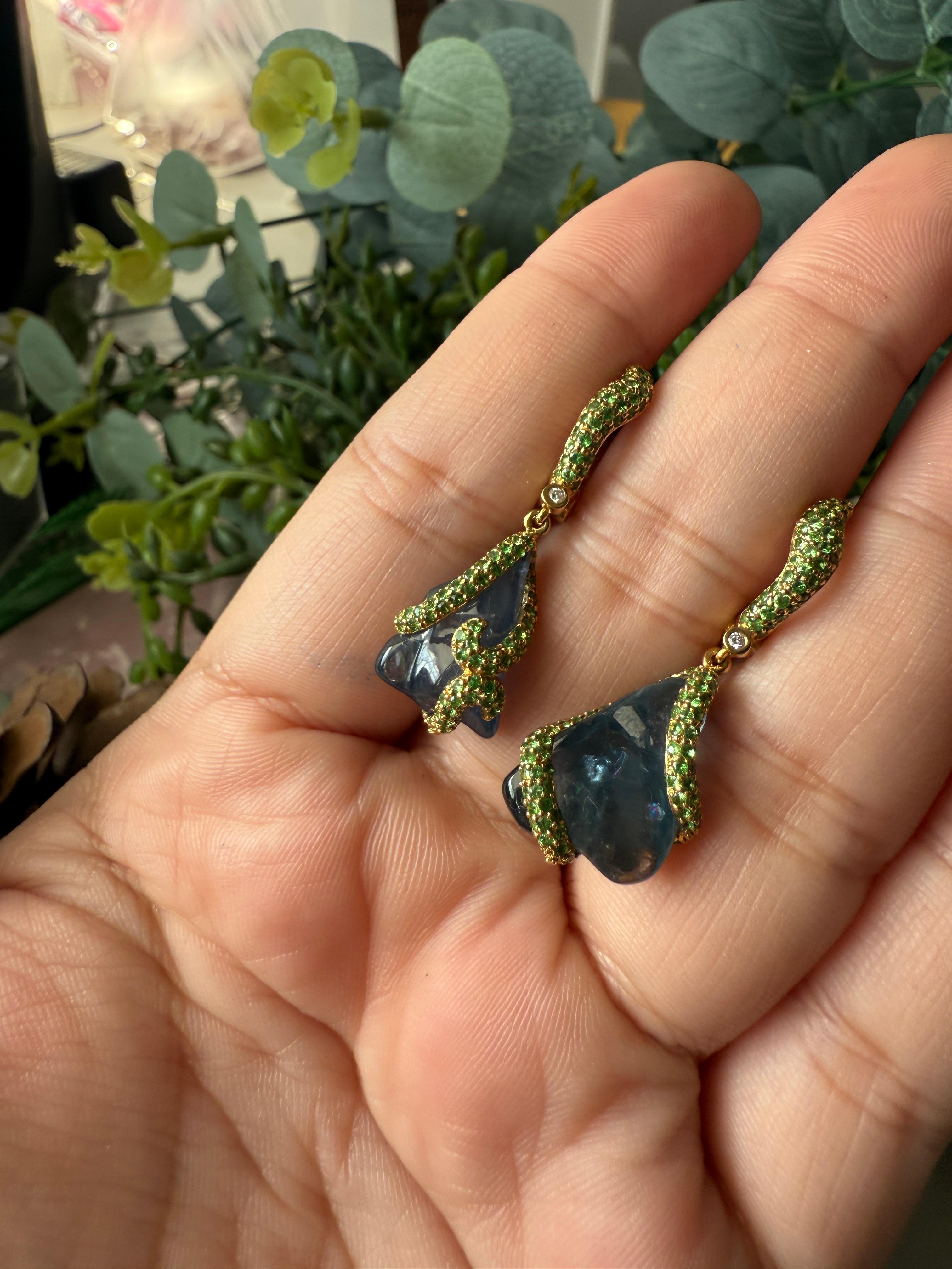 Earrings Diamond with Blue Sapphire and Tsavorites For Sale 6