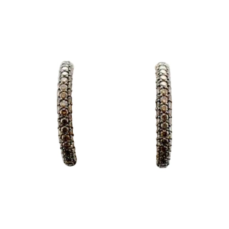 Pendientes con 2 diamantes de chocolate engastados en oro de fresa de 14 quilates