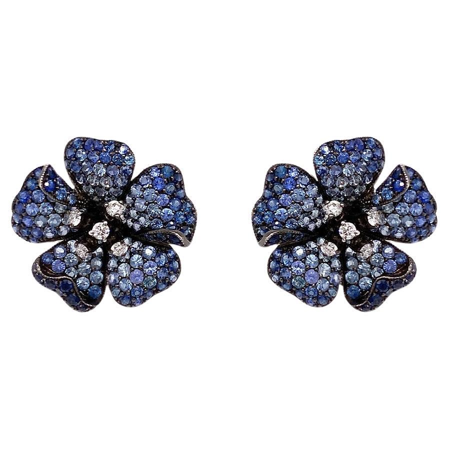 Earrings Flowers with Blue Sapphires Degrade 4.64 cts. & Diamonds 0.28 cts. For Sale
