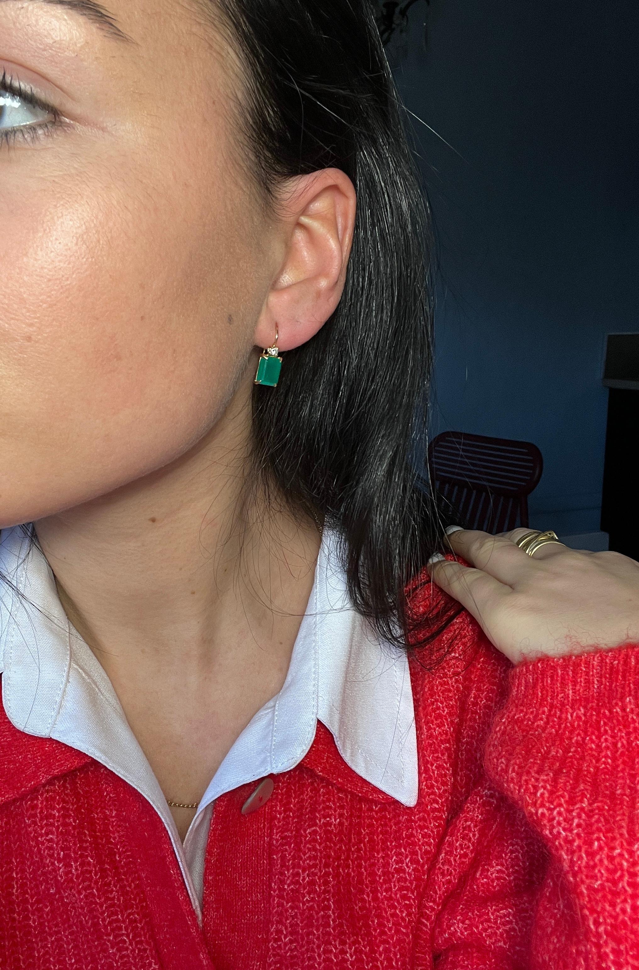 Art Deco Earrings Green Onyx Diamants 0, 12 Carats Yellow Gold 18 Carats For Sale