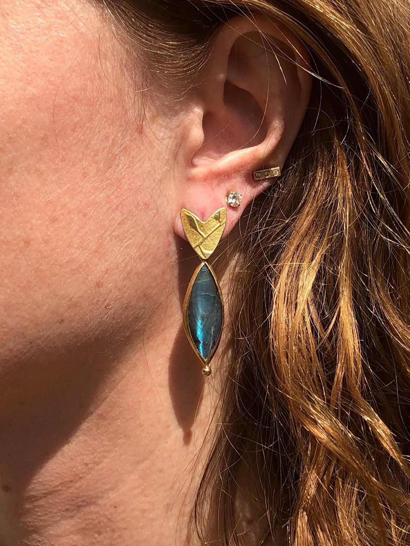 Earrings in 22 Karat Yellow Gold with Silver and Labradorite 1